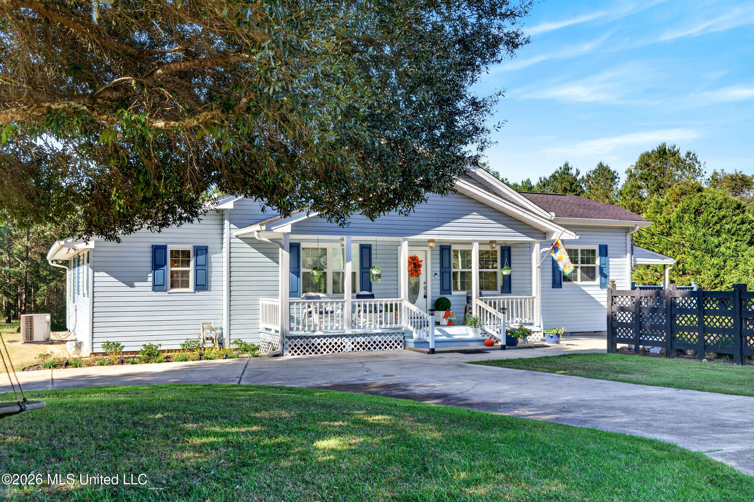 35 Garrett And Mcgill Drive — photo