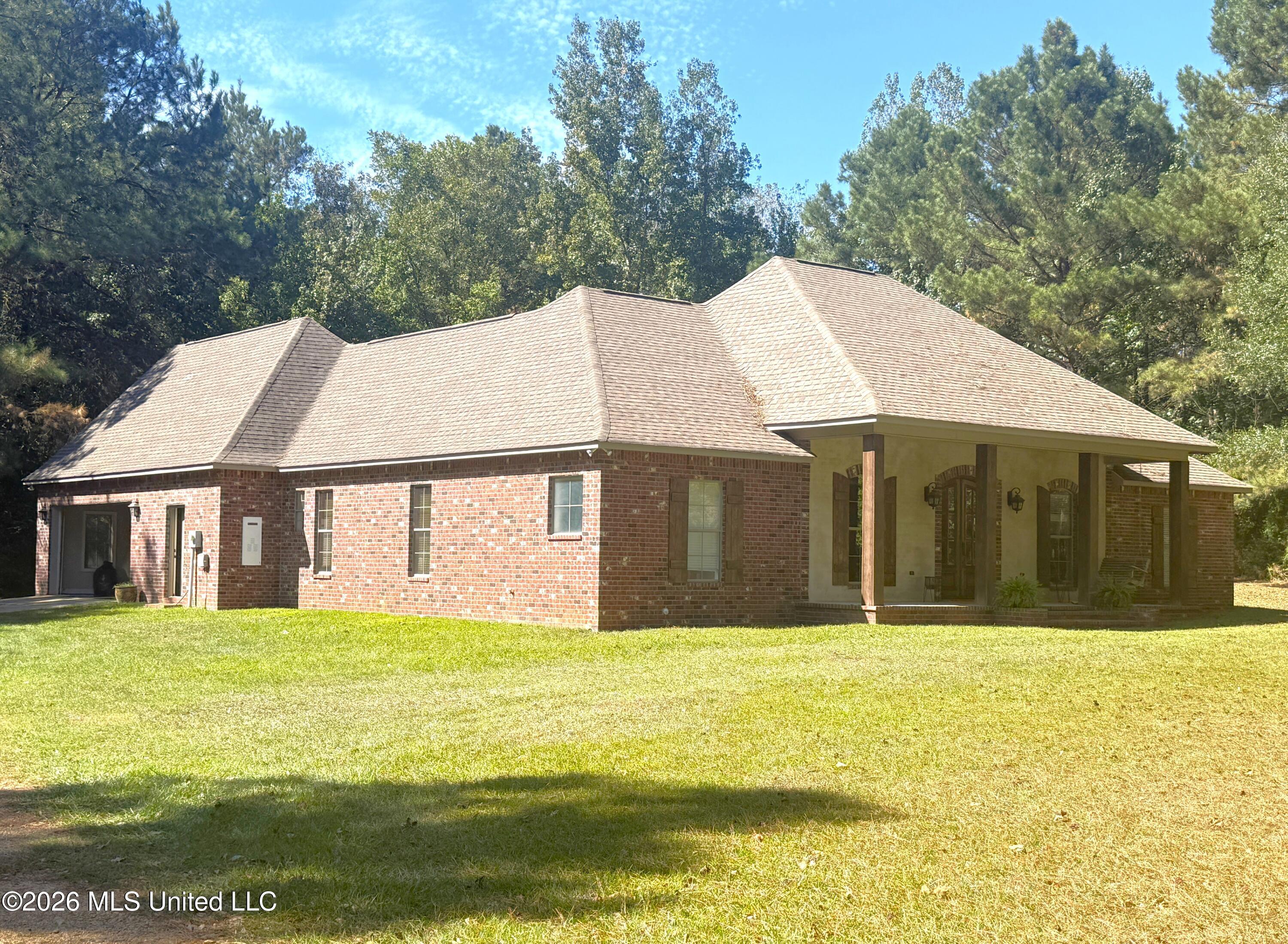 1038 Quail Ridge Drive, McComb, MS 39648 — photo 3