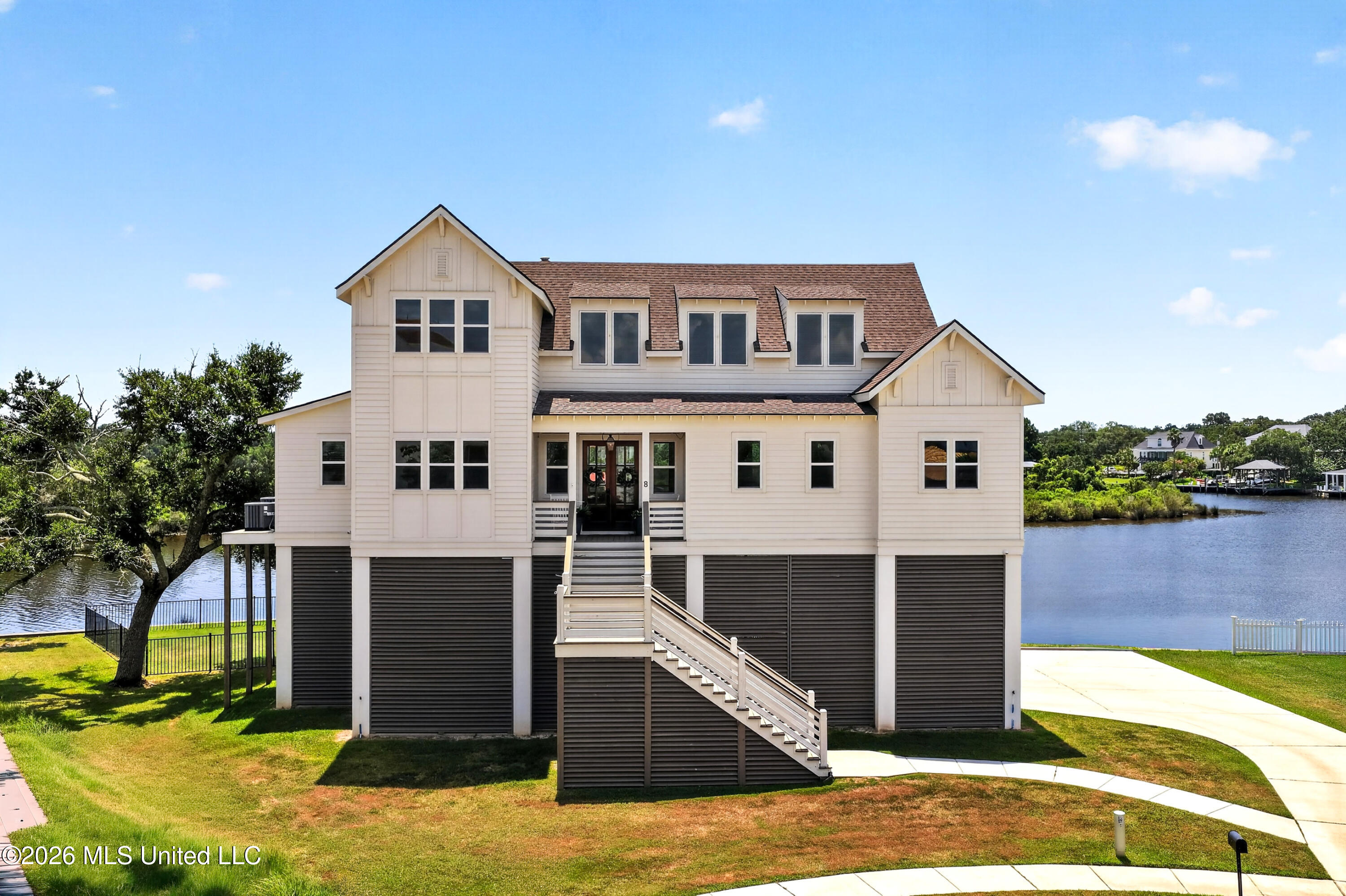 8 Rivers Bend Drive — photo