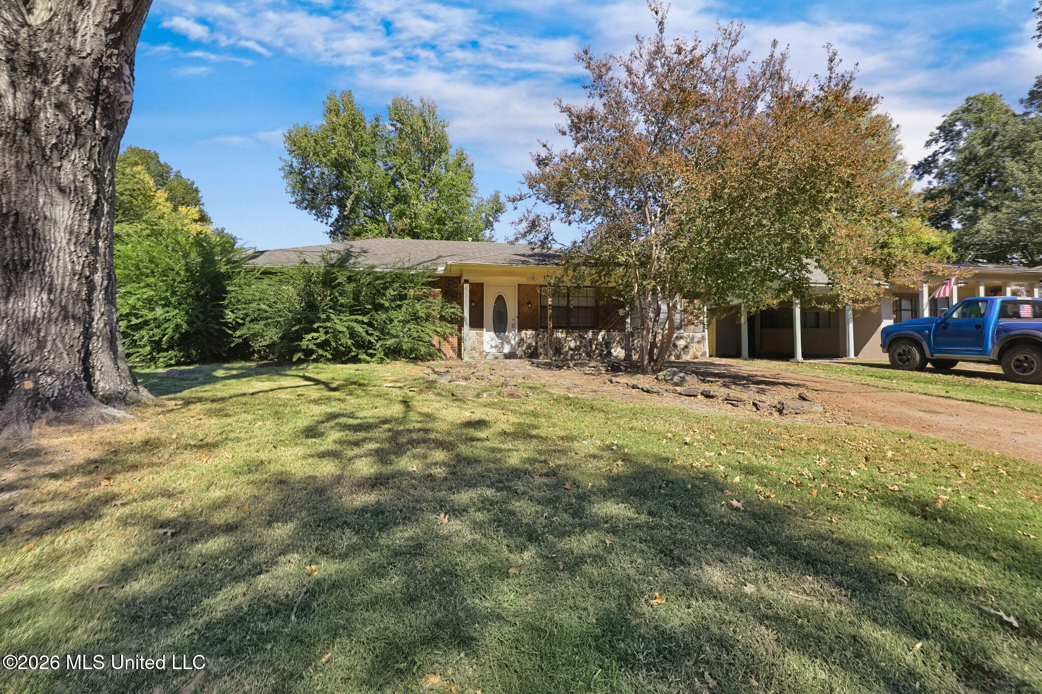 1734 Coral Hills Drive — photo
