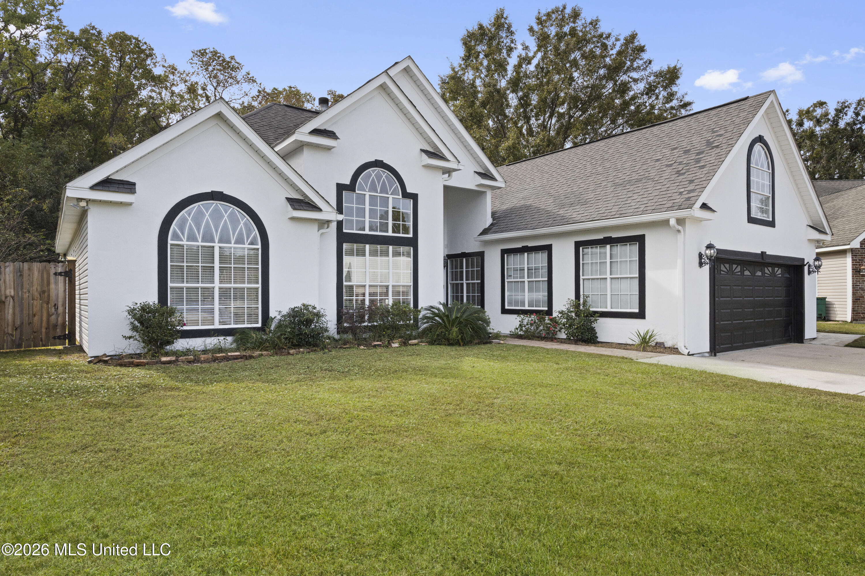 9 Pecan Lane — photo