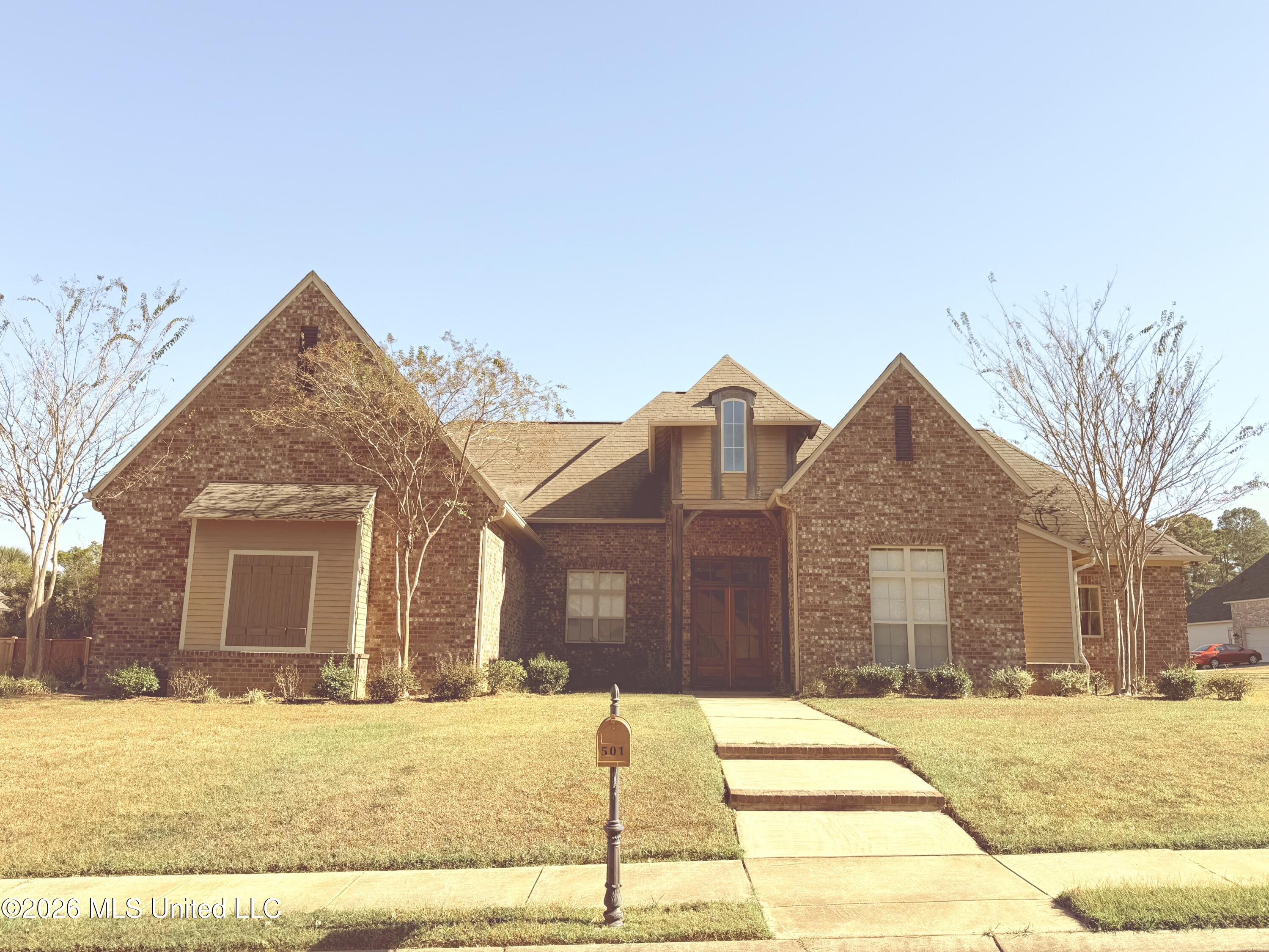 501 Newbury Drive — photo
