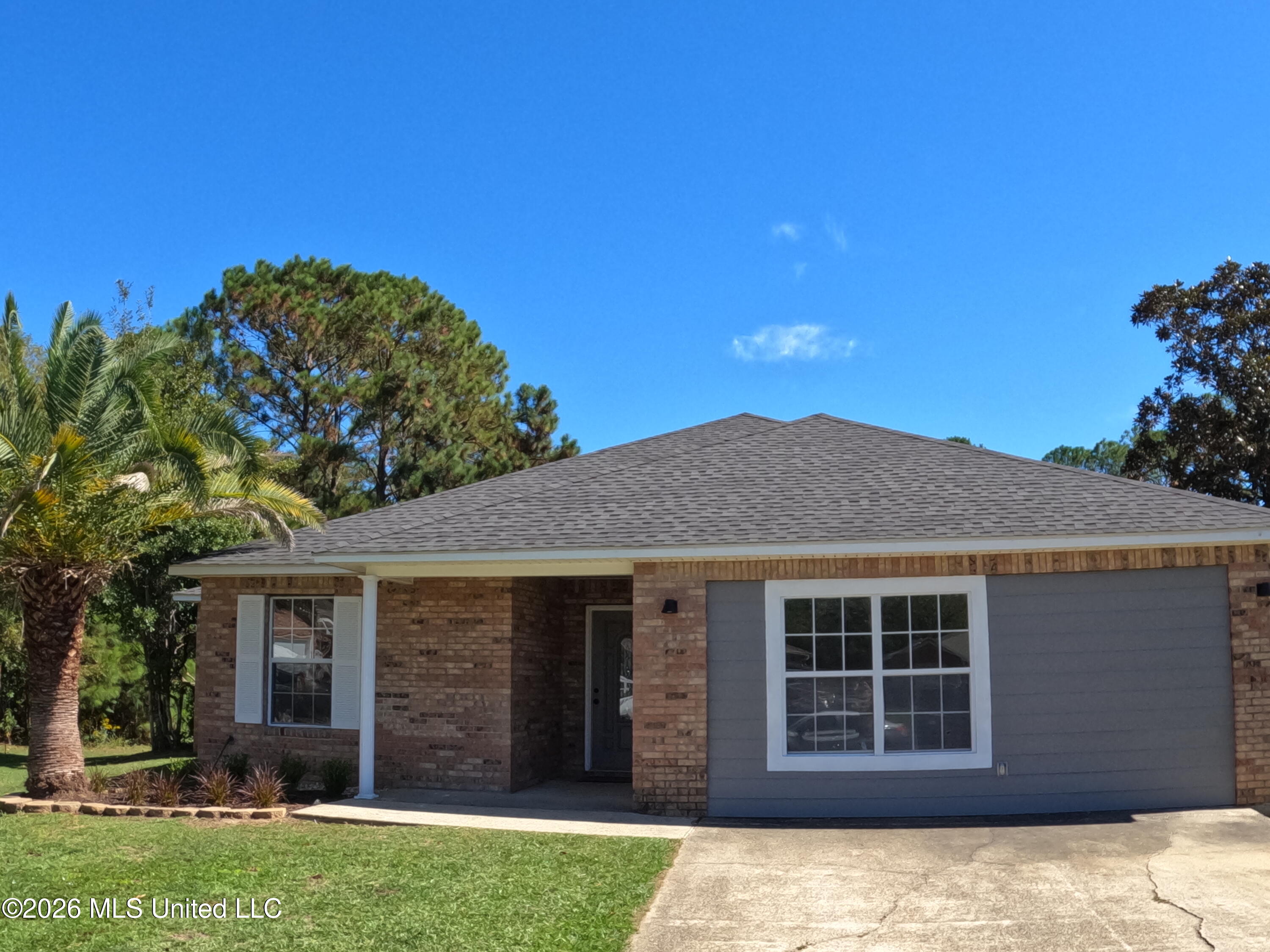 10574 Shore Cove — photo