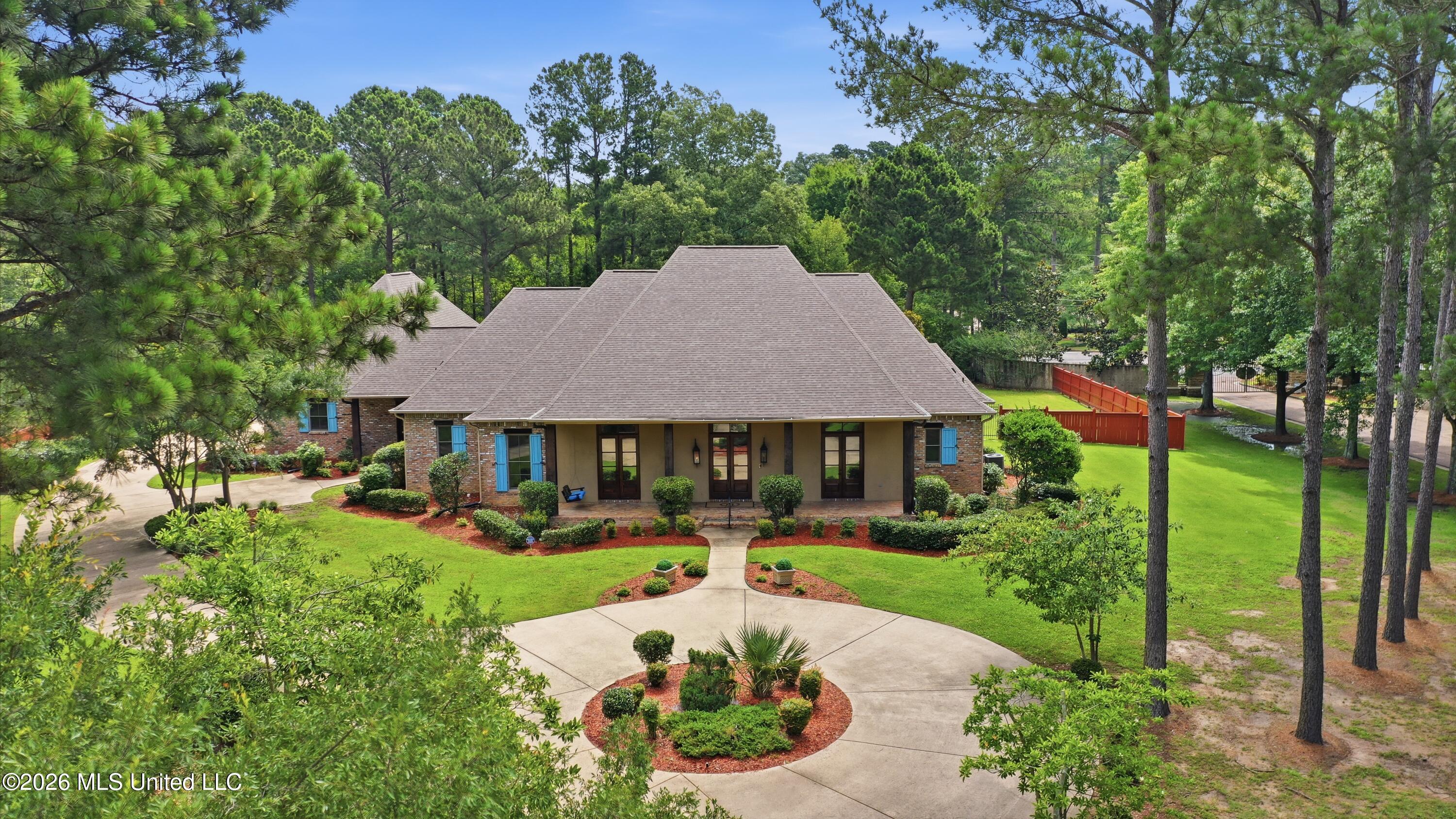 1 Eastbrooke Circle — photo