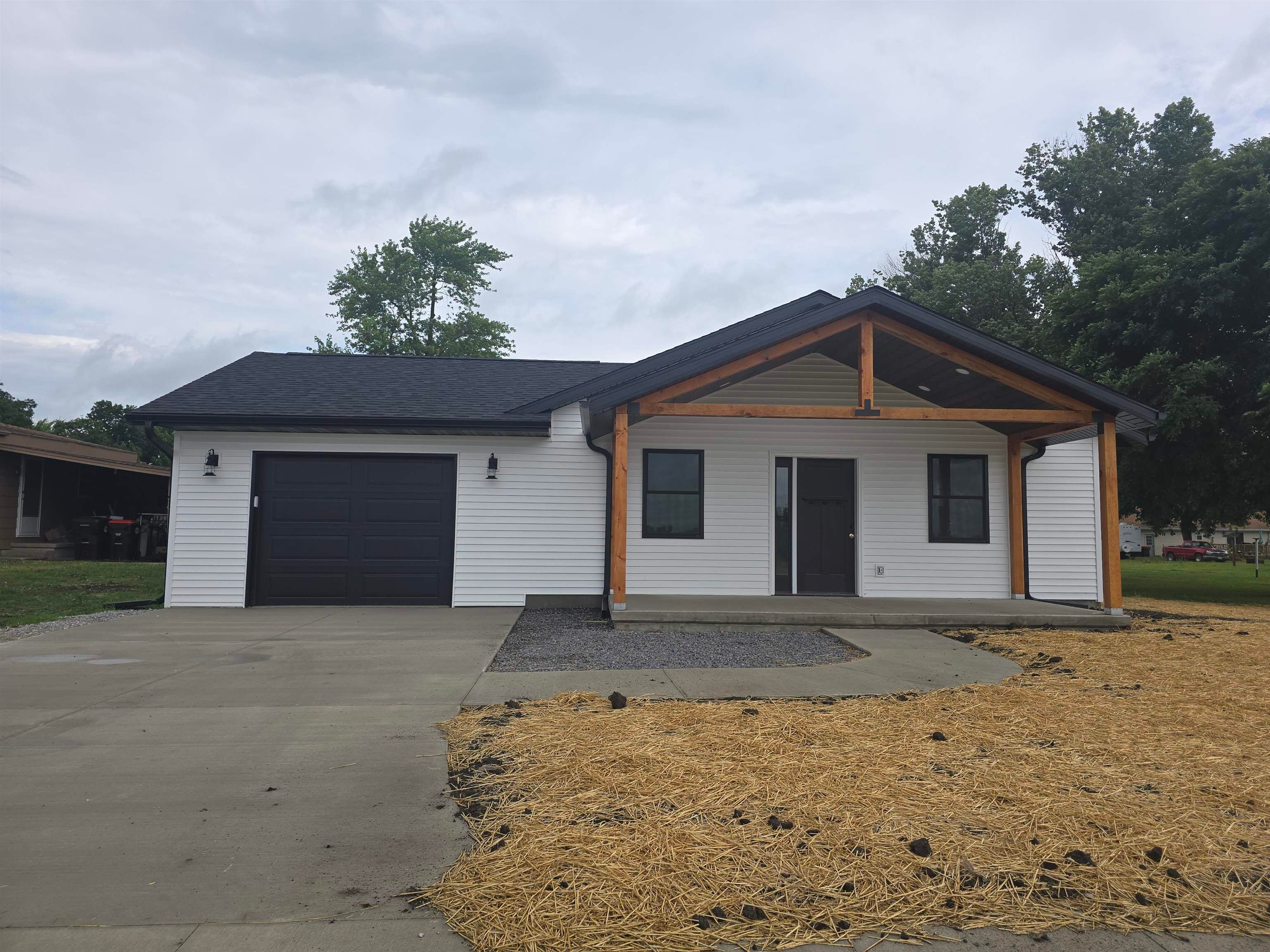 1005 Augusta Road — photo