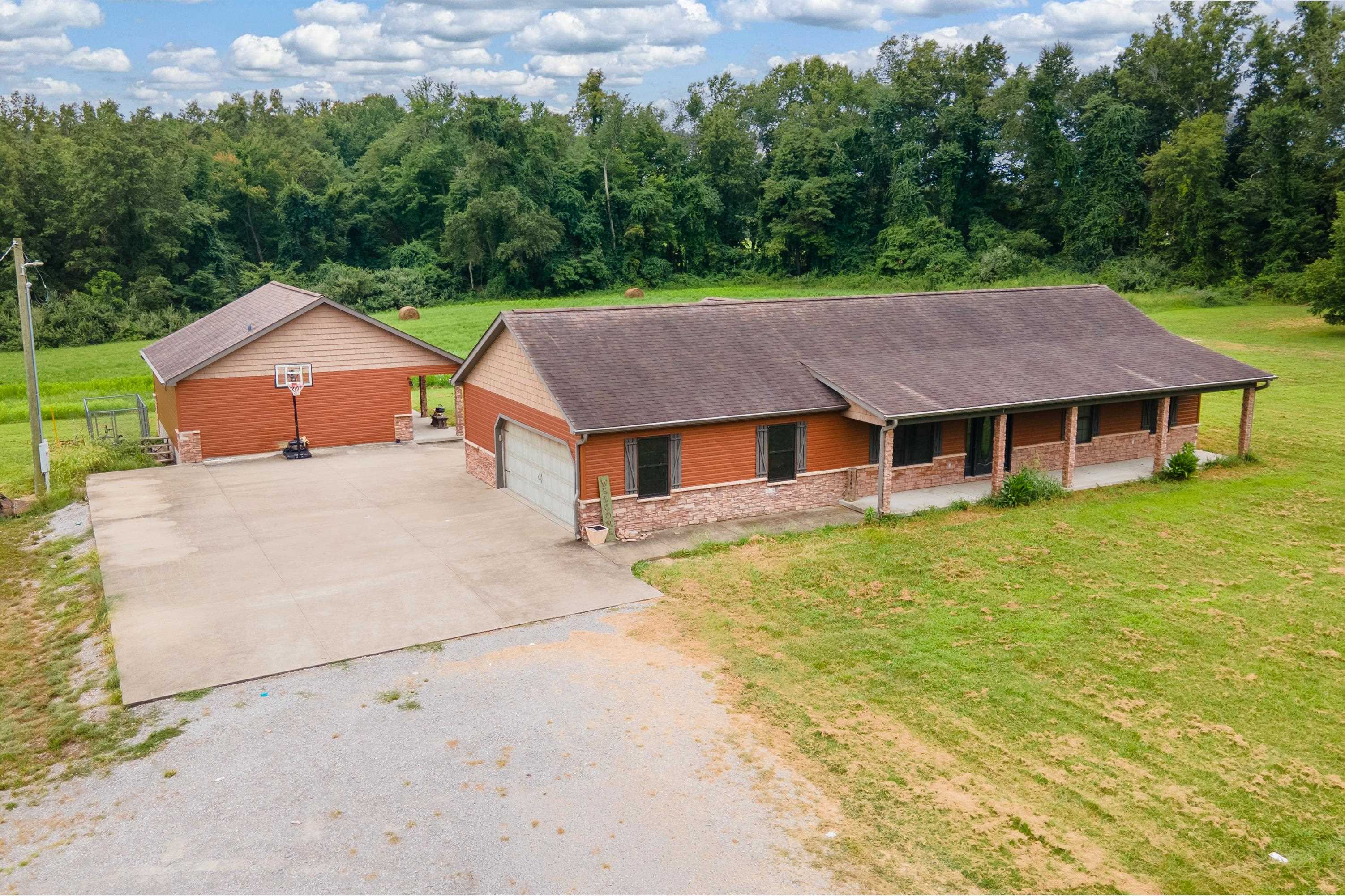 11203 Murrah Road — photo