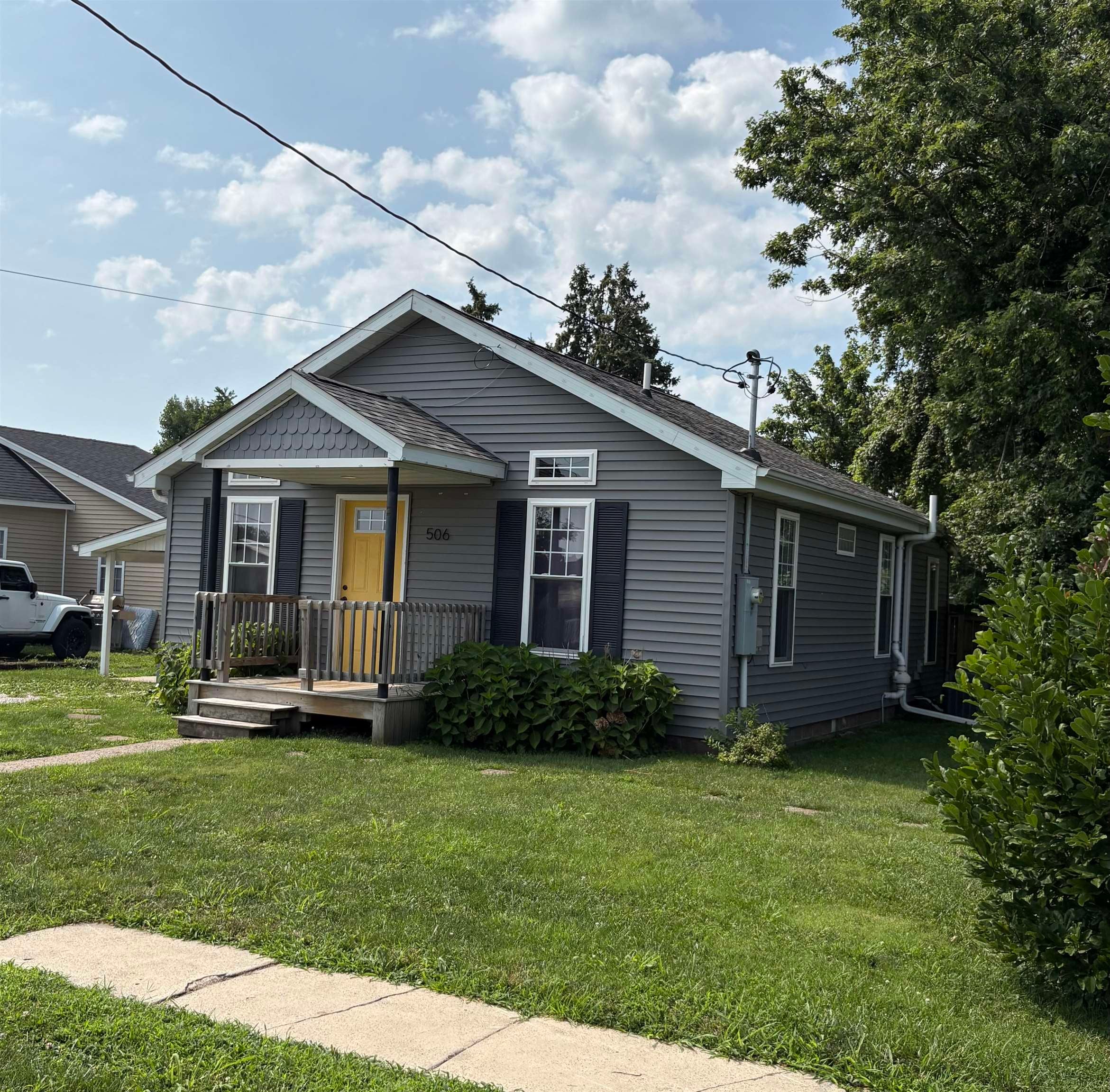 506 E Franklin Street E — photo