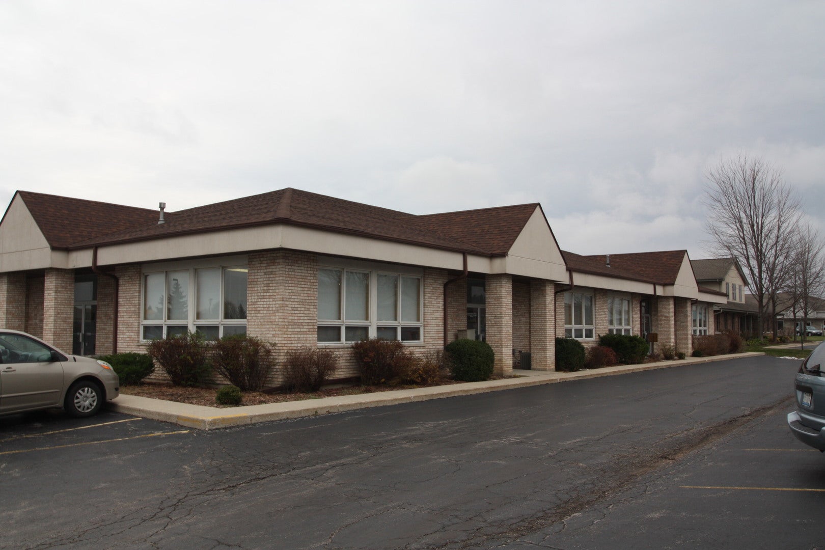 115 Commerce Drive — photo