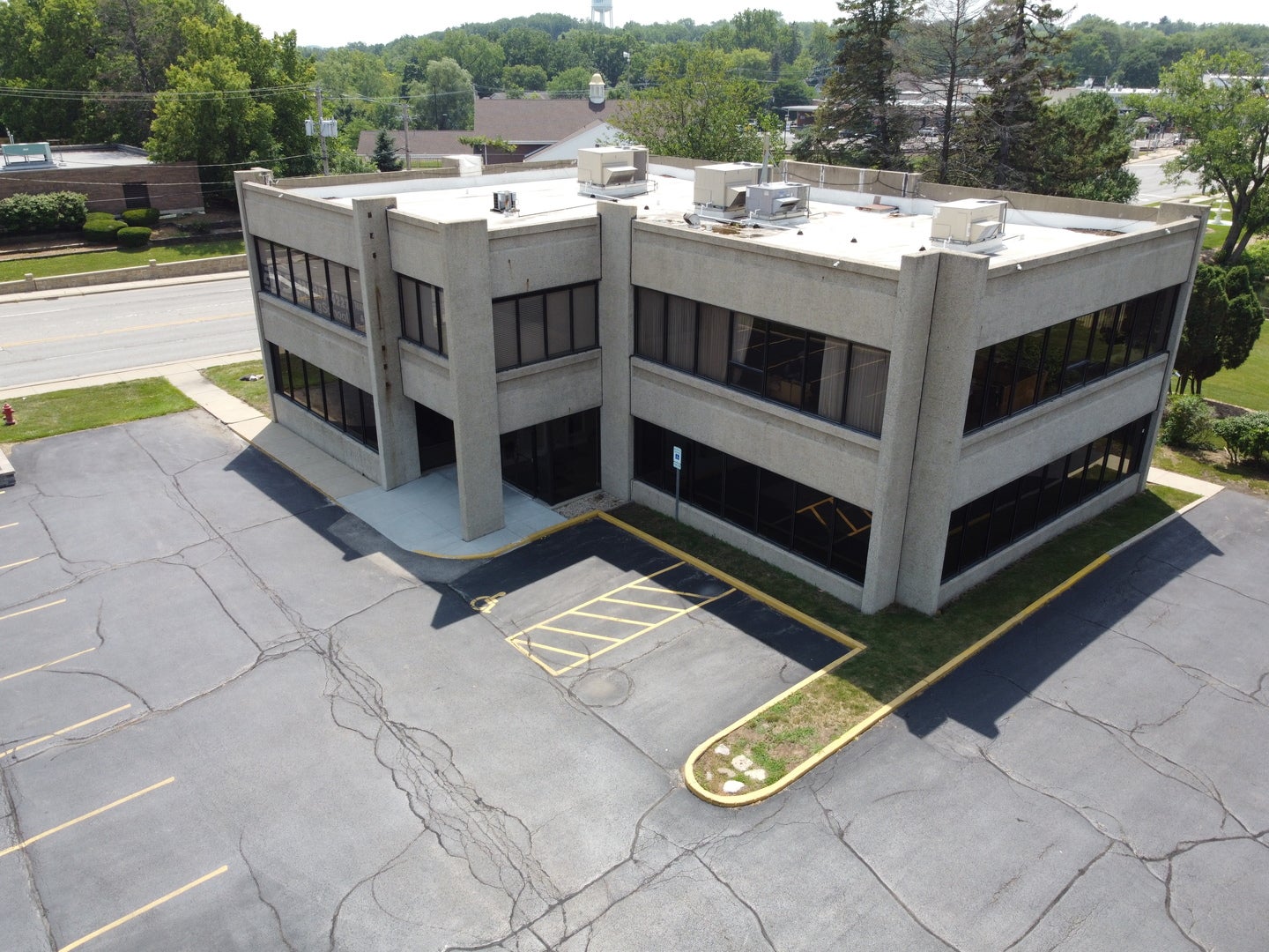 10 W Main Street — photo