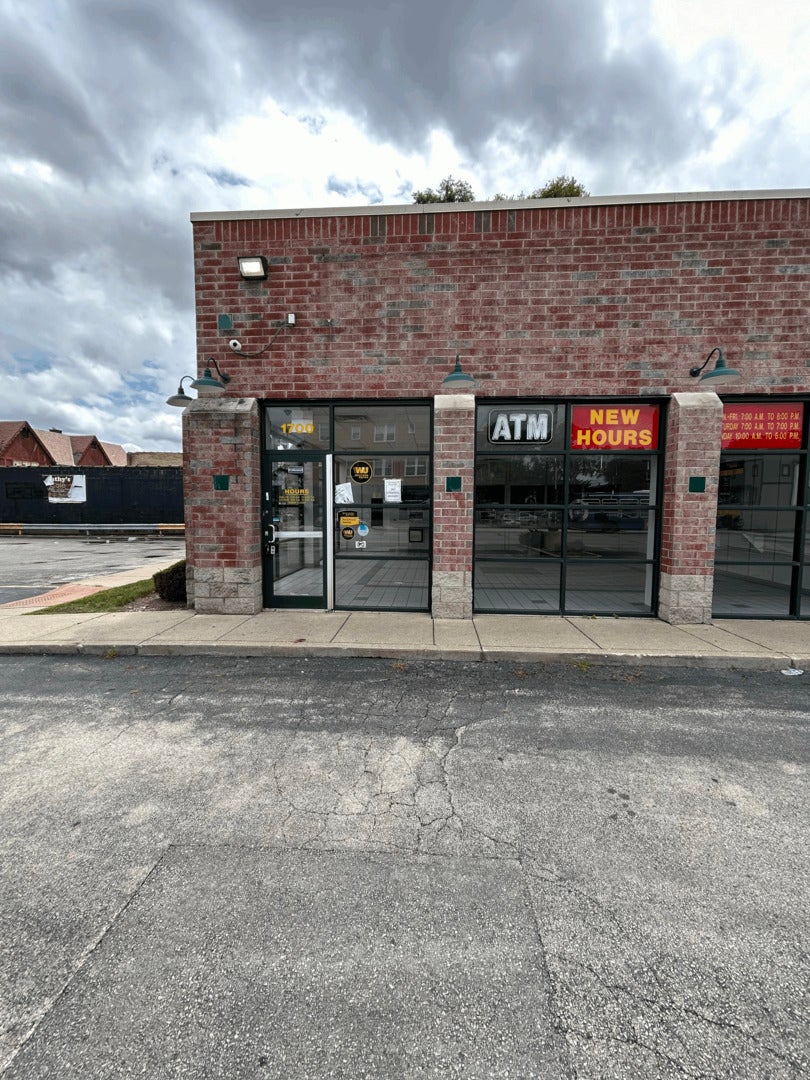 1700 Madison Street — photo