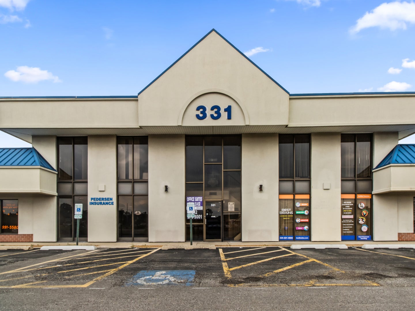 315-345 W Northwest Highway 207 — photo