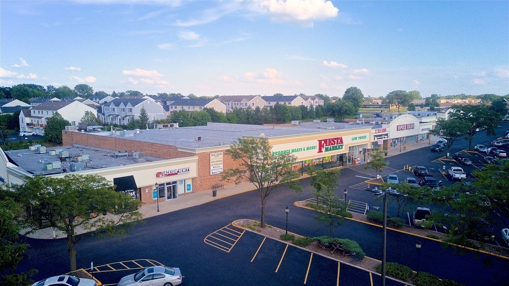 152 N Bolingbrook Drive — photo