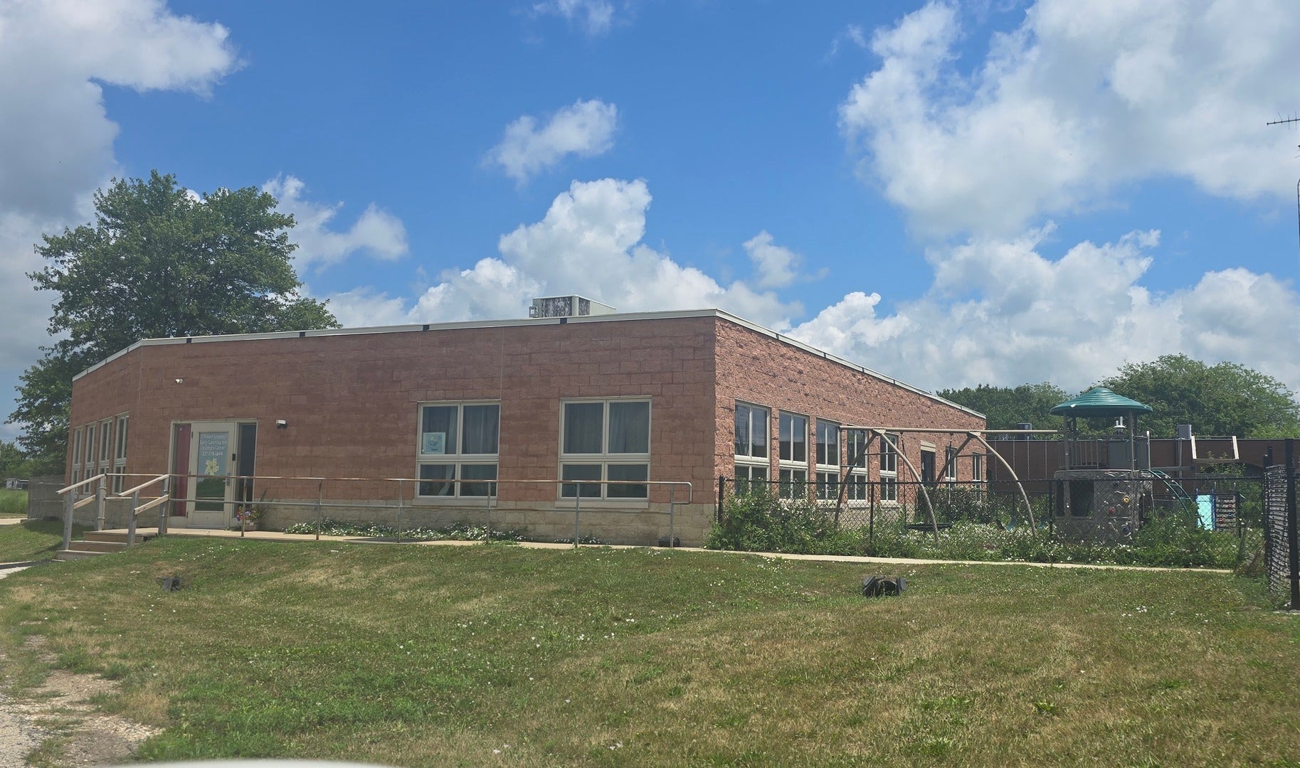 1240 N Market Street — photo