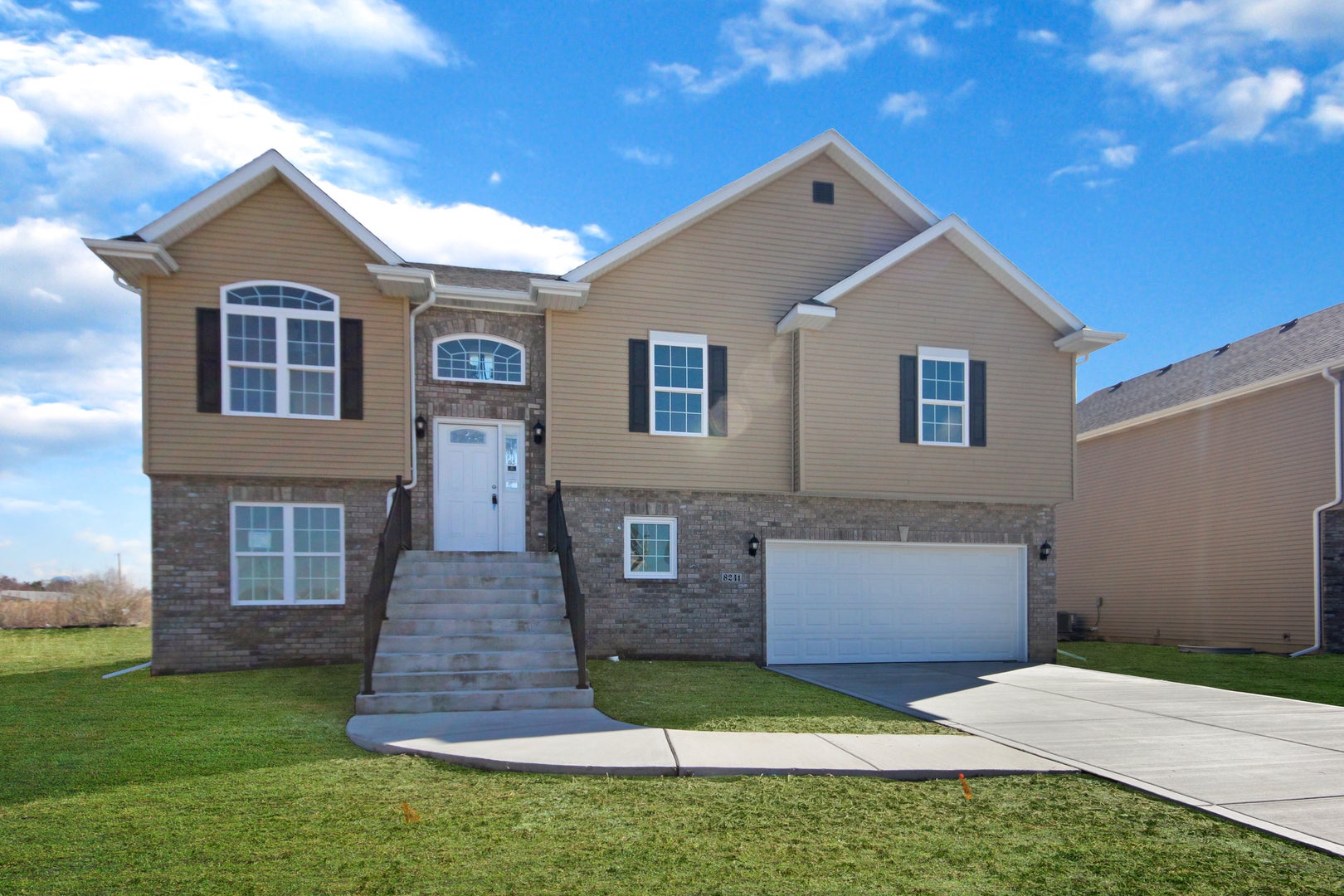 8241 Dylan Drive — photo
