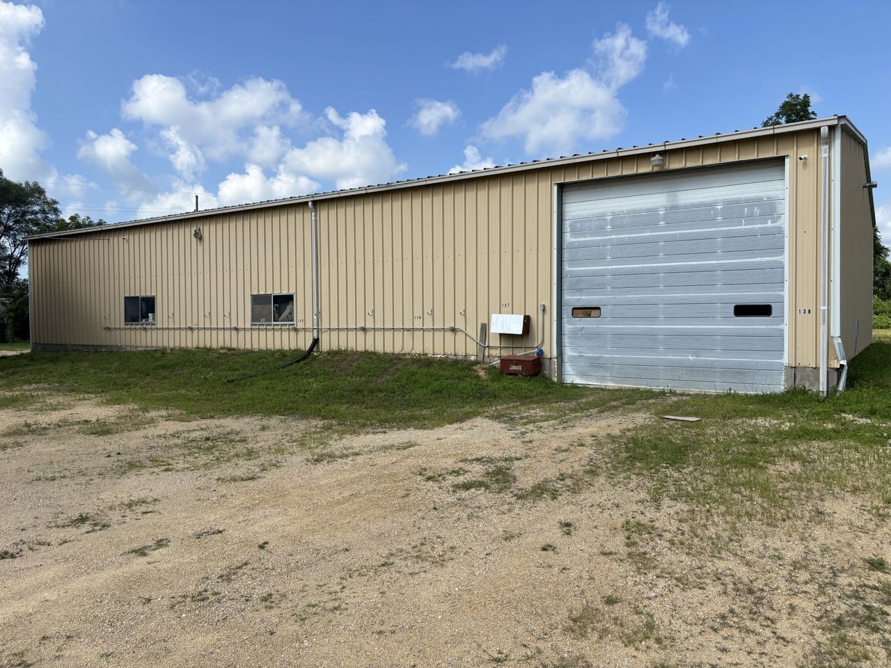 2180 E Yellow Creek Road — photo
