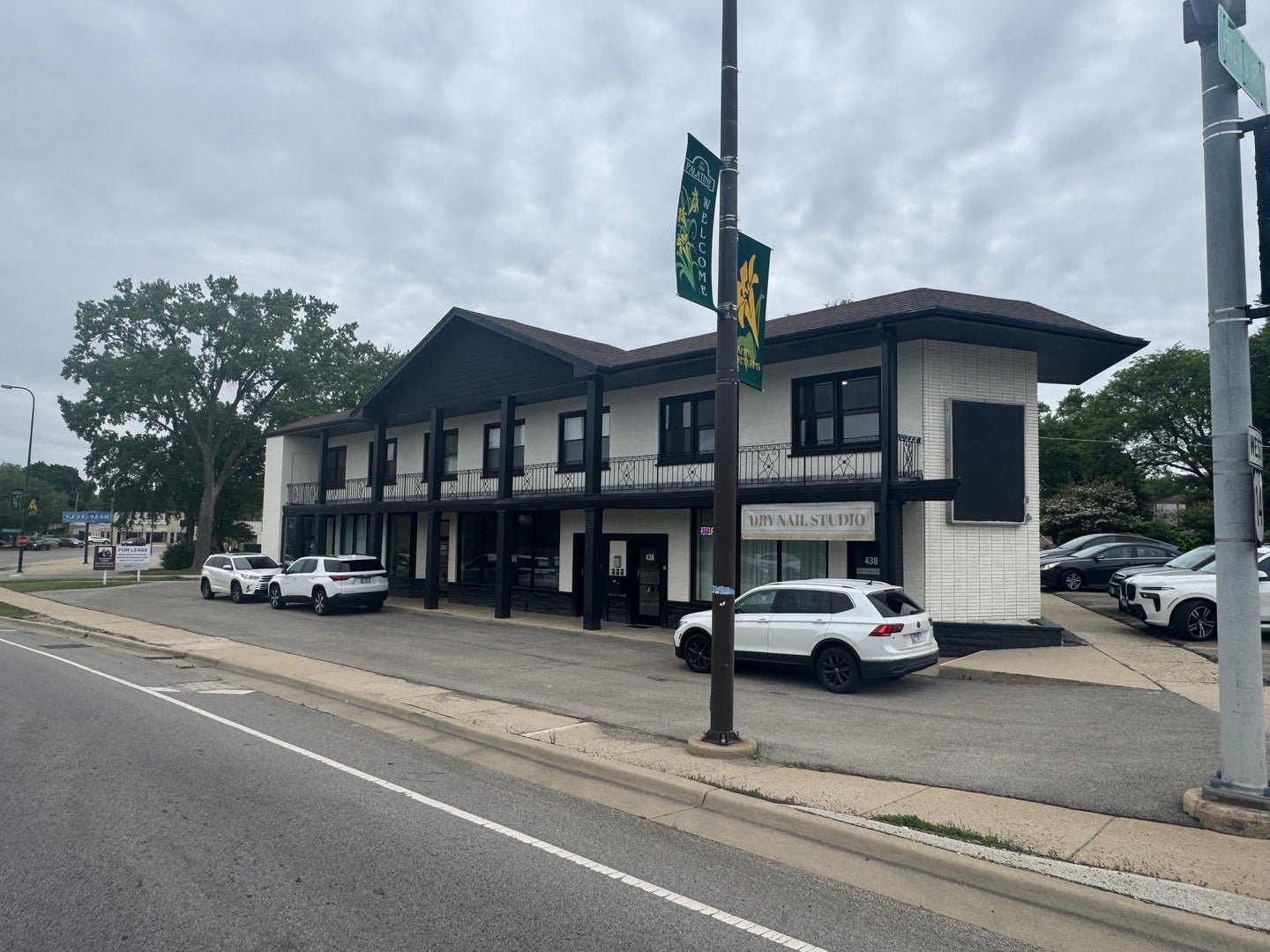 436 E Northwest Highway 220 — photo