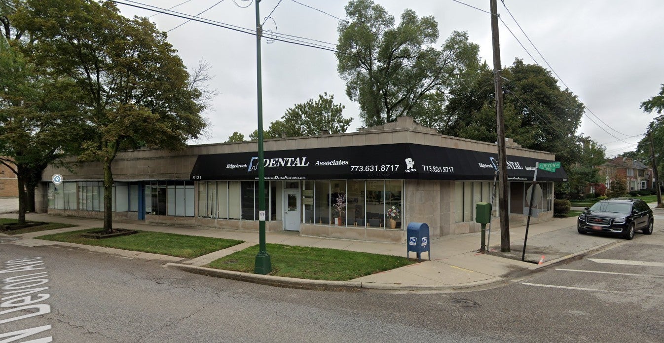 5127 W Devon Avenue — photo