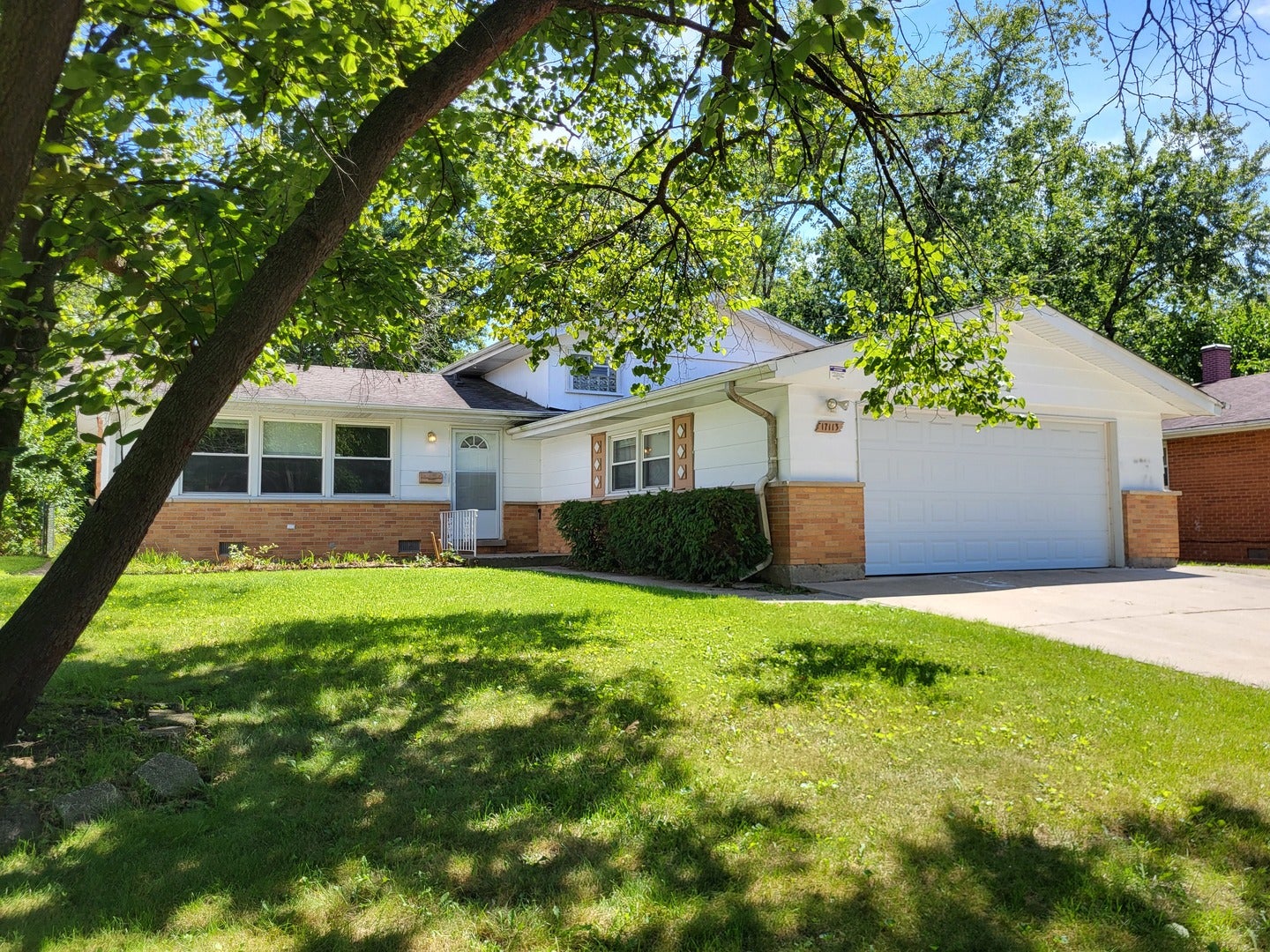 17113 Elm Drive — photo