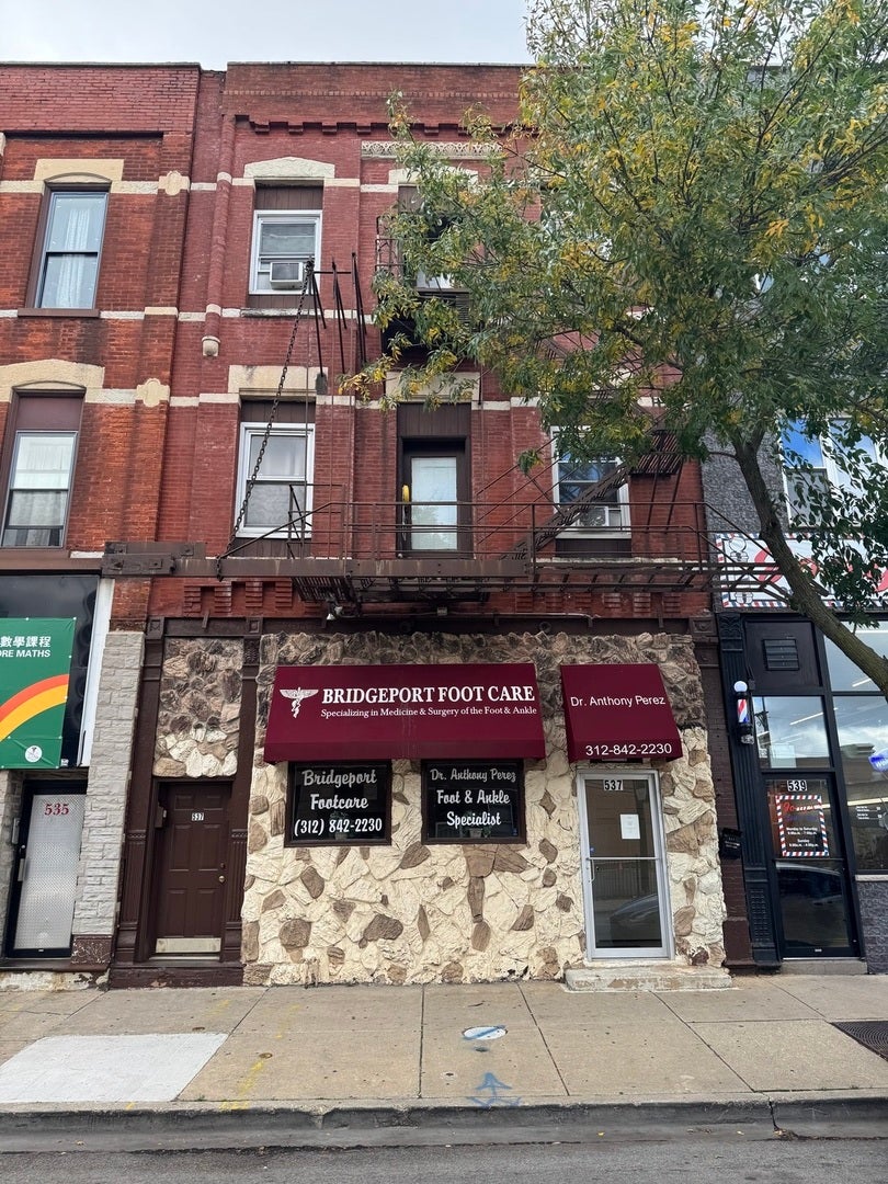 537 W 31st Street — photo