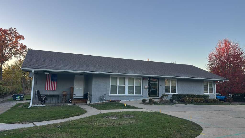 1140 N Main Street — photo
