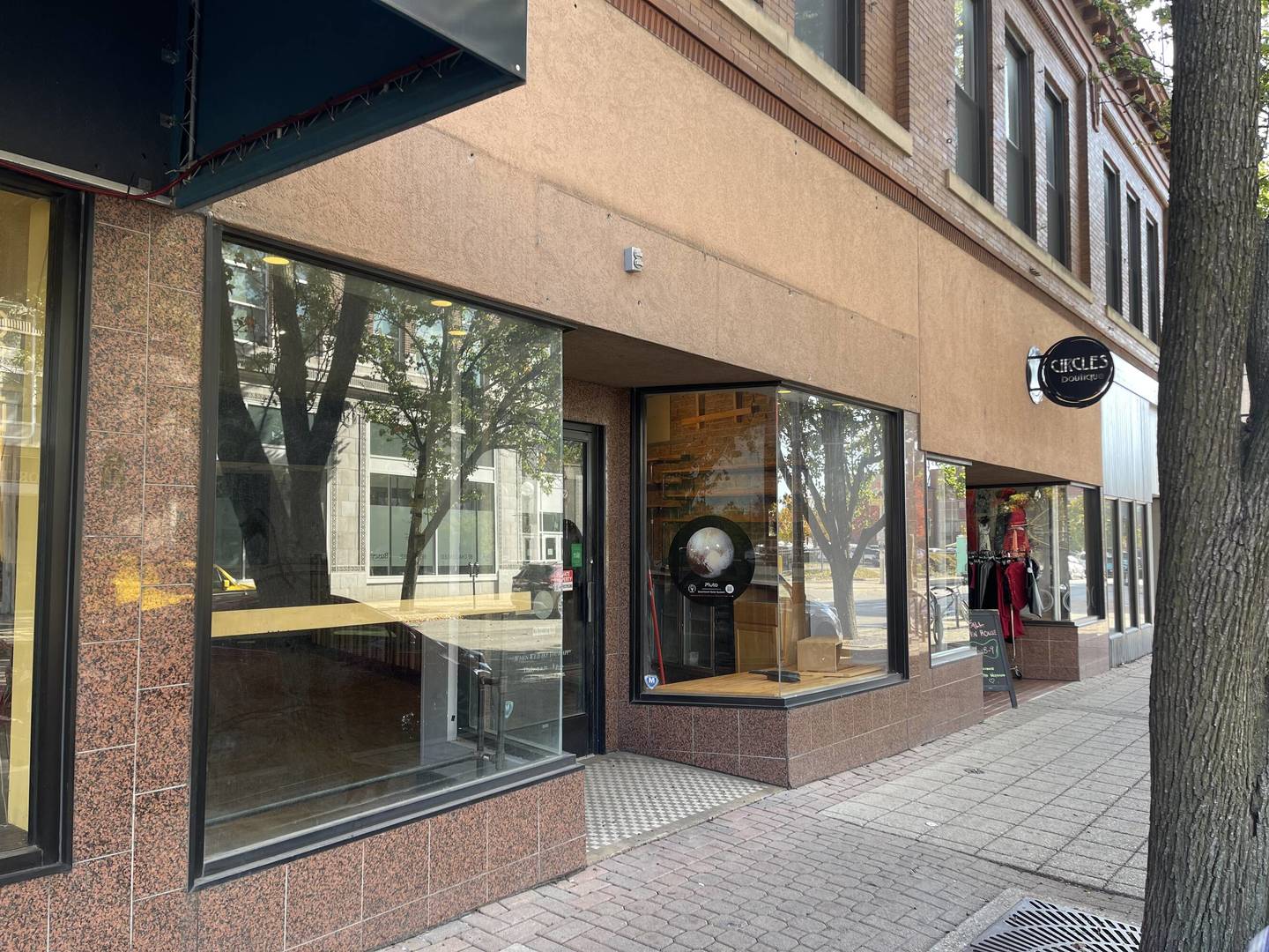 116 N Neil Street — photo