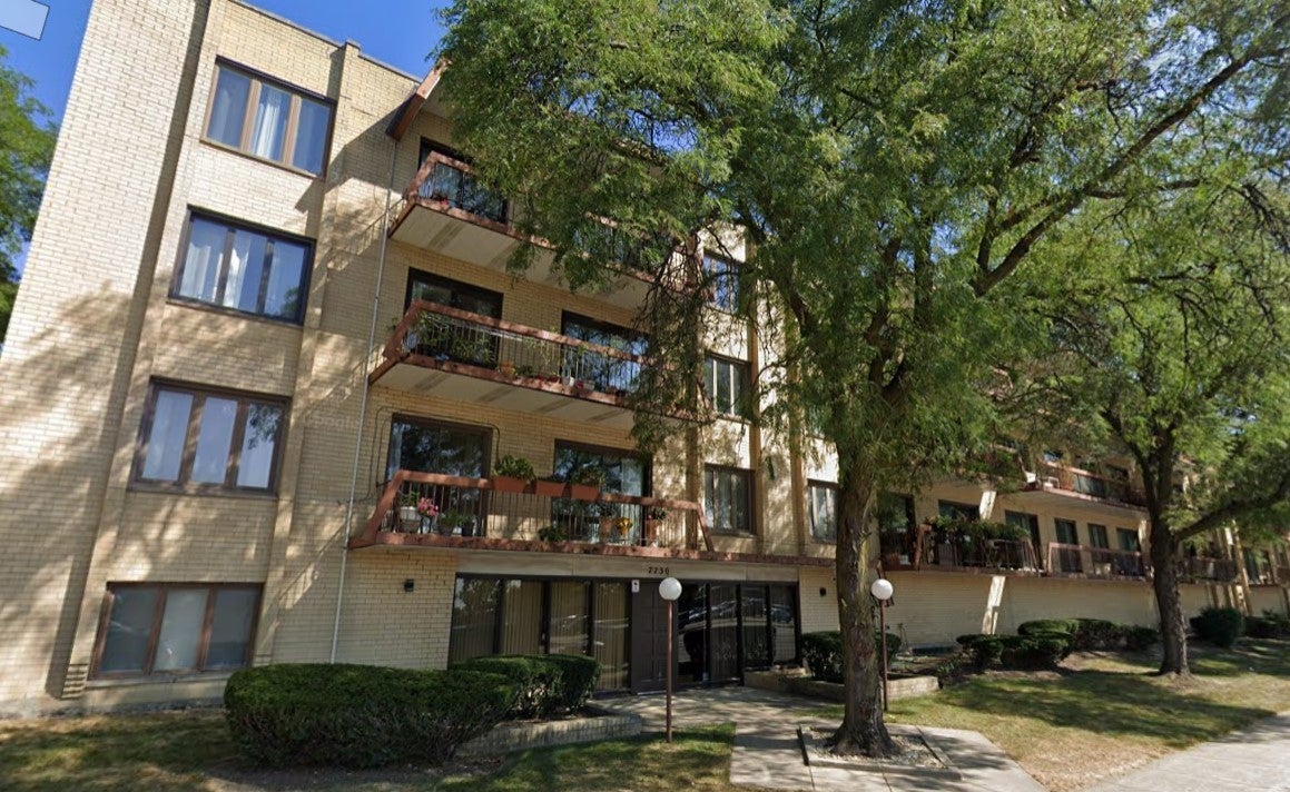 7730 W Dempster Street 209 — photo