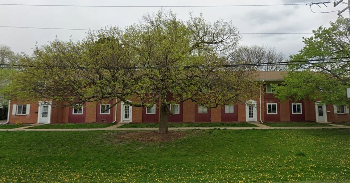 833 N Randall Road C4 — photo