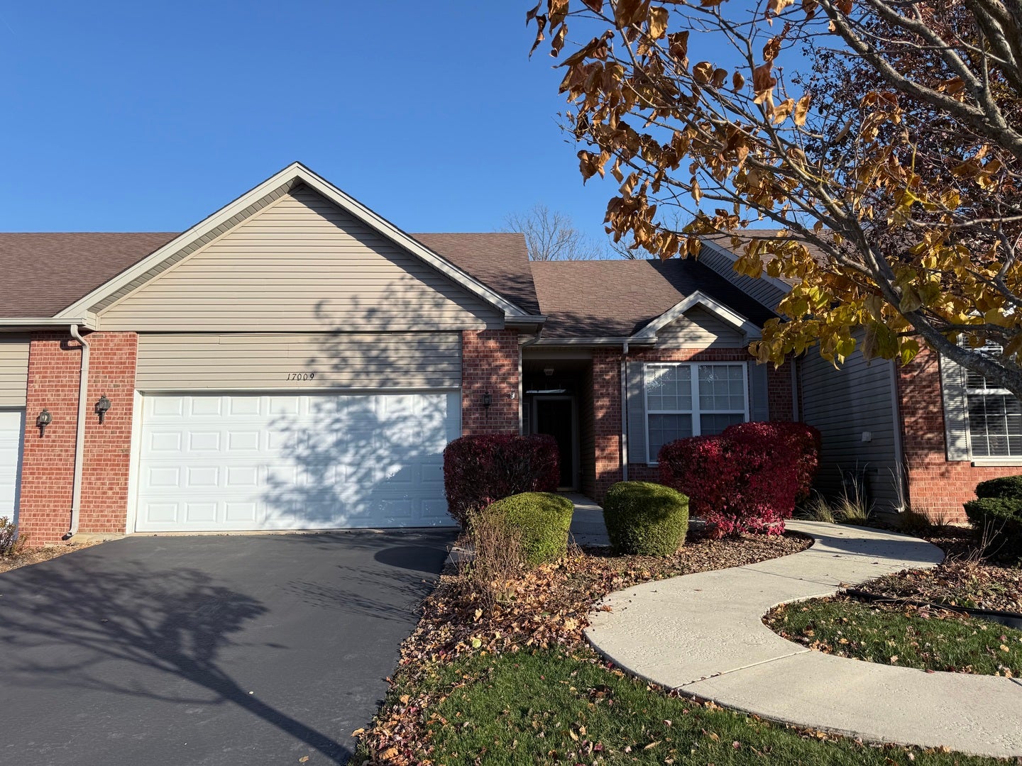 17009 Mendota Drive 17009 — photo