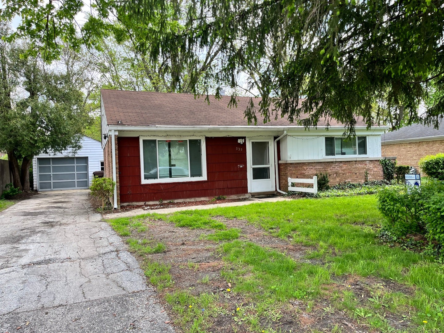 335 Manitowac Street — photo