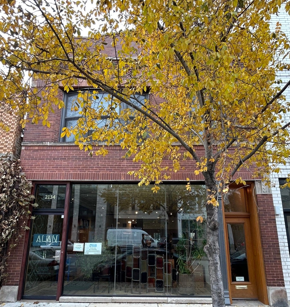 2134 N Damen Avenue 2 — photo