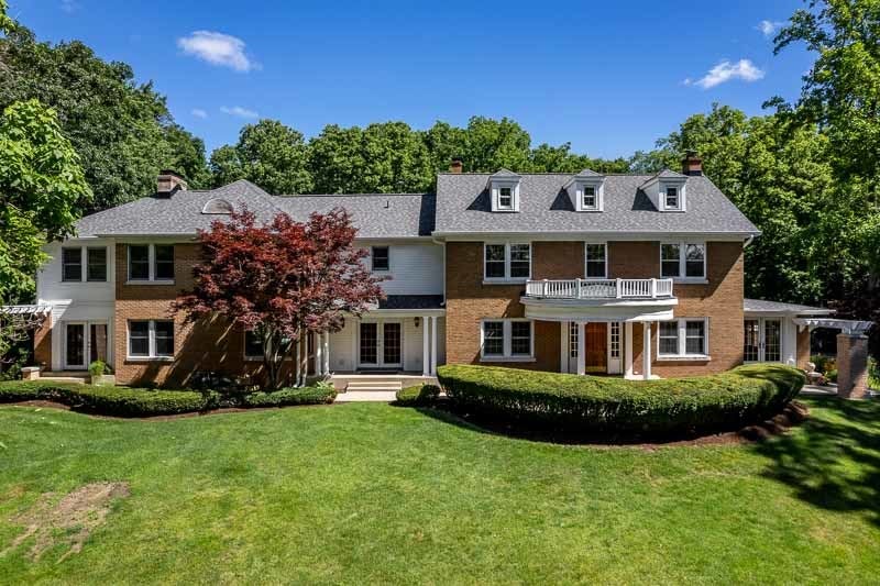 2716 Spring Creek Road — photo