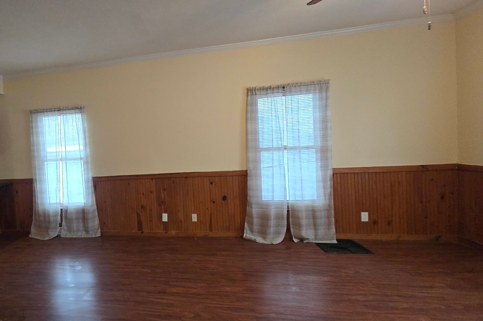 Home in Paxton, IL 60957 — photo 3