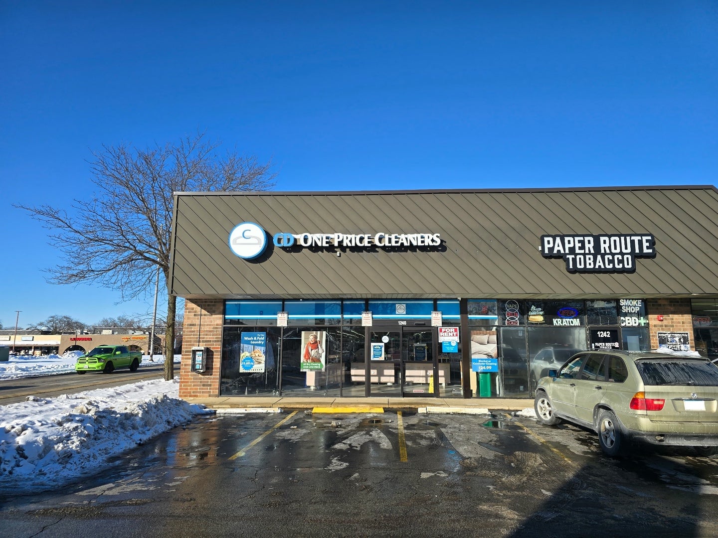 1240 E Dundee Road — photo
