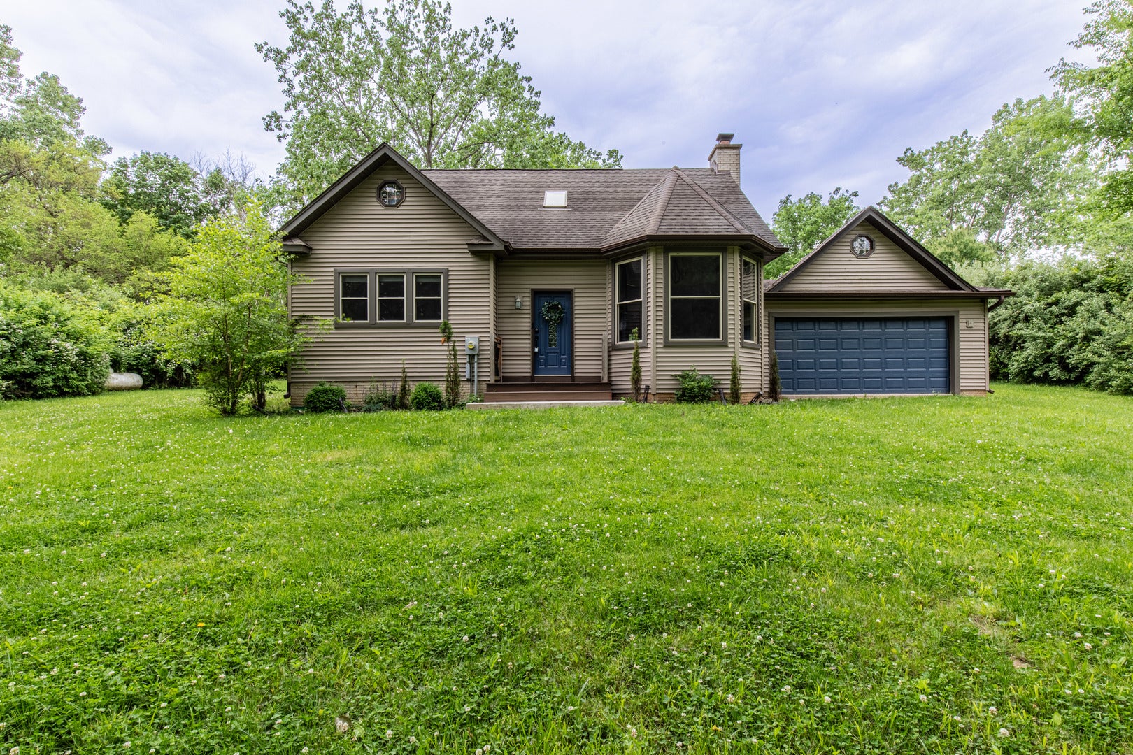 8 Birch Drive — photo