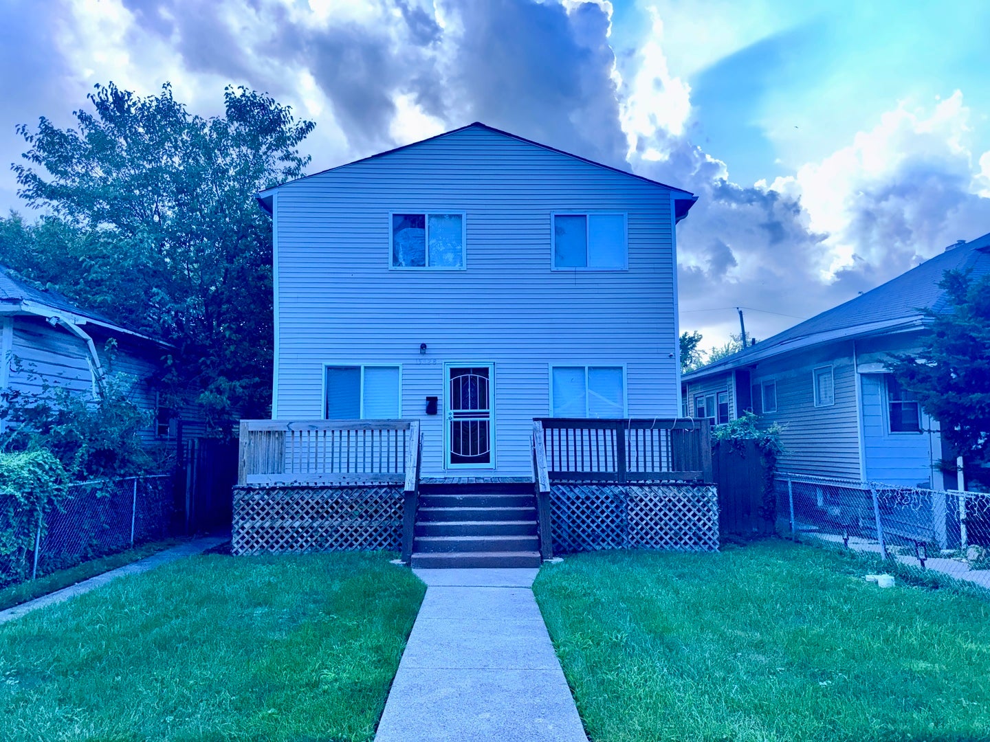 15128 Marshfield Avenue — photo