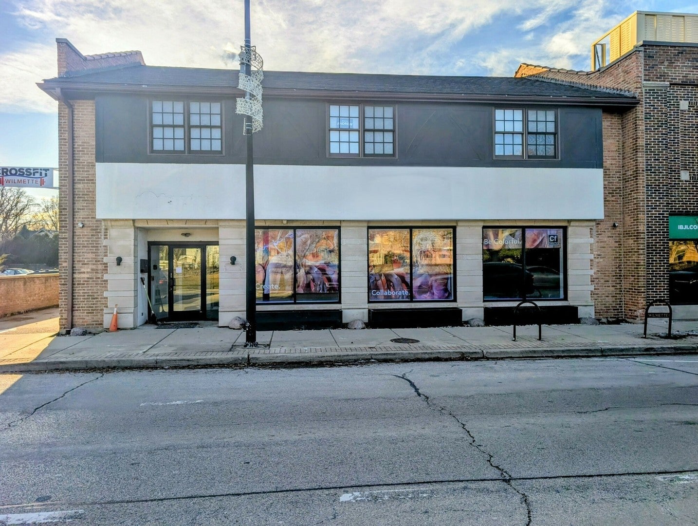 517 Green Bay Road — photo