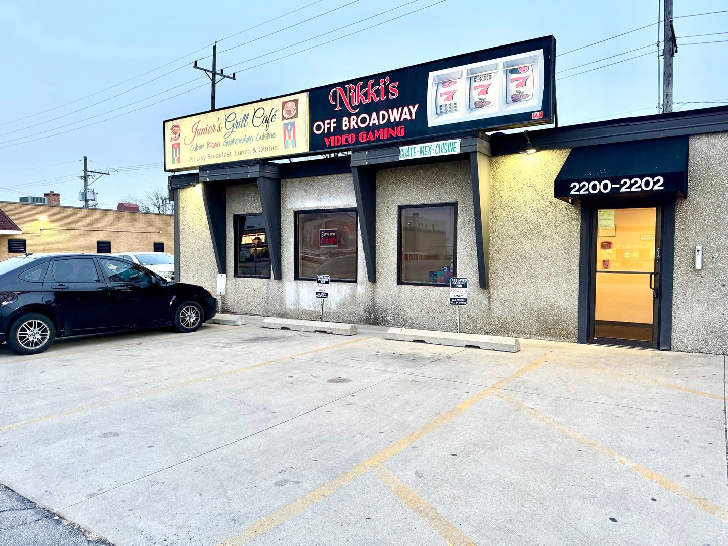 2200 W North Avenue — photo