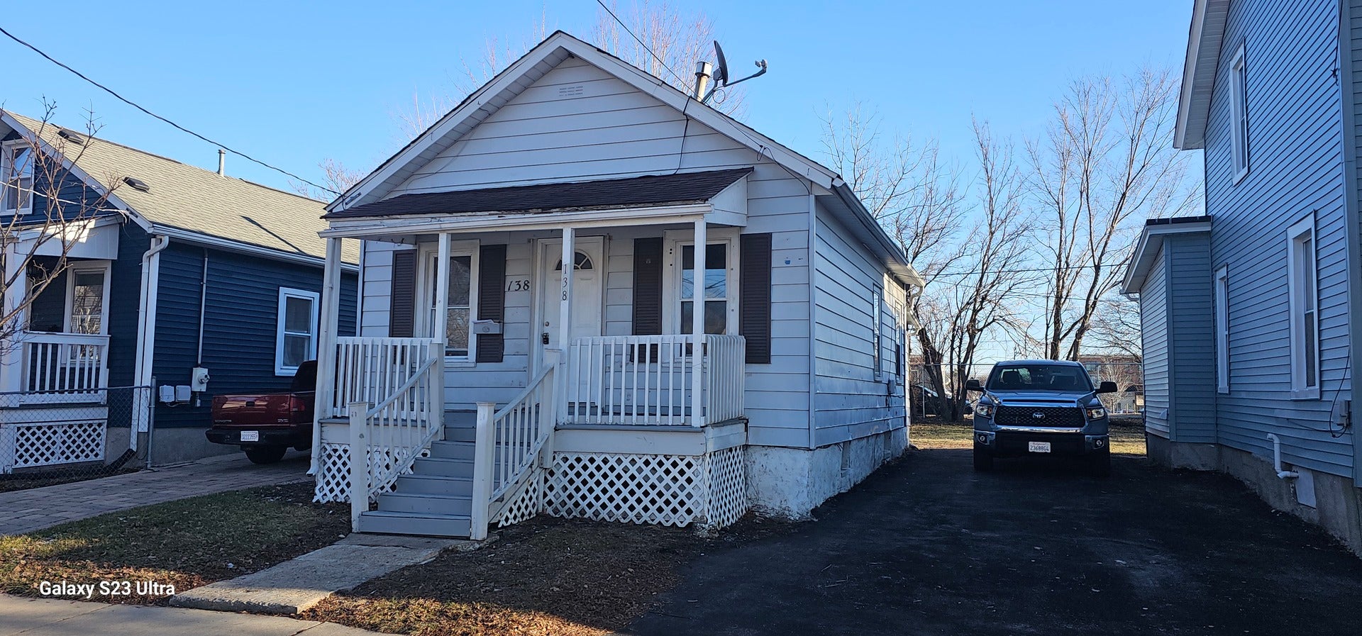 138 N Woodlawn Avenue — photo