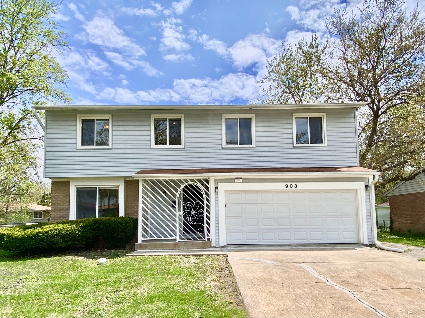 903 Blackhawk Drive — photo