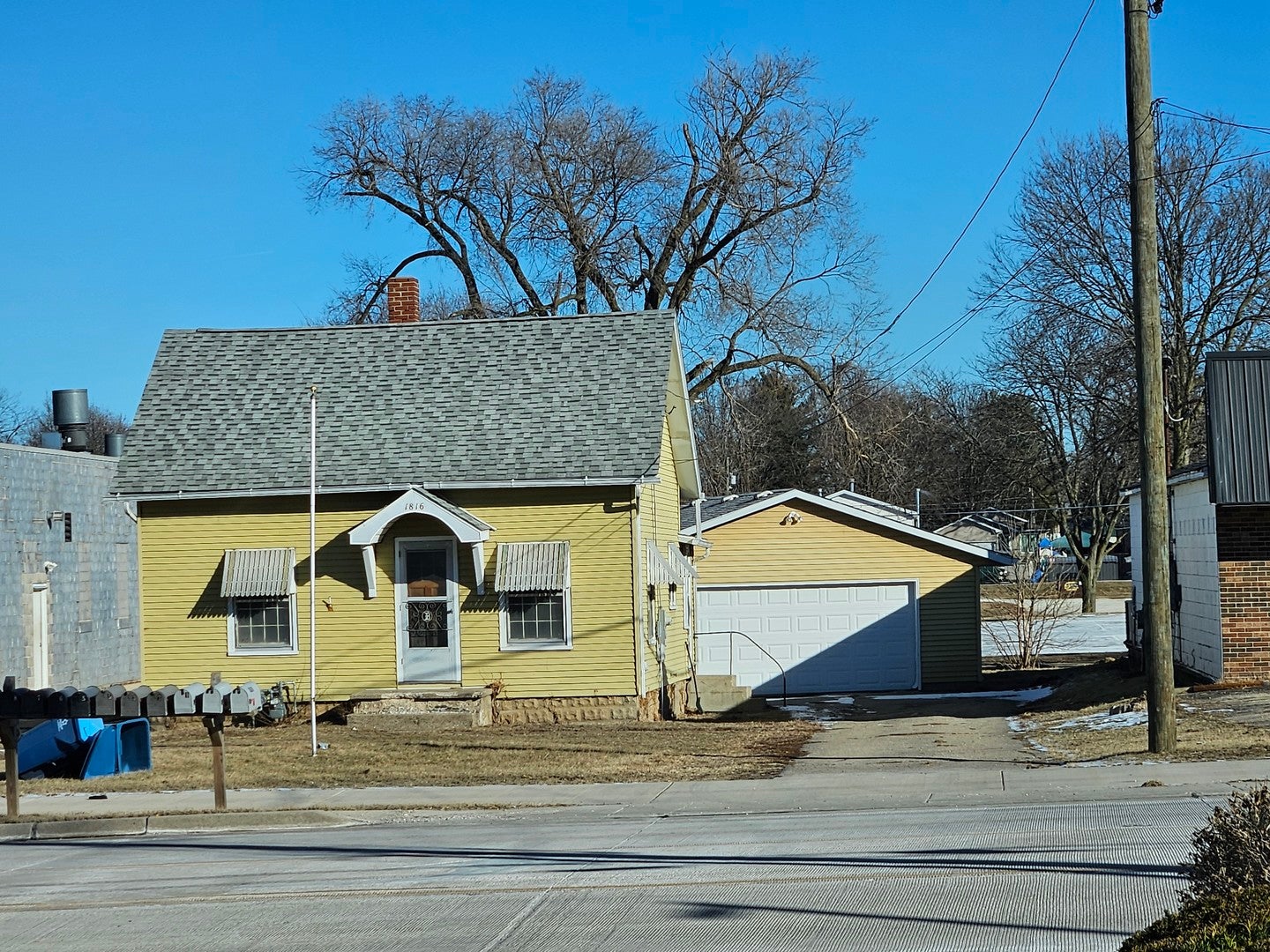 1816 Locust Street — photo