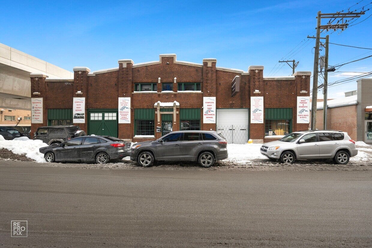 1123 W Catalpa Avenue — photo