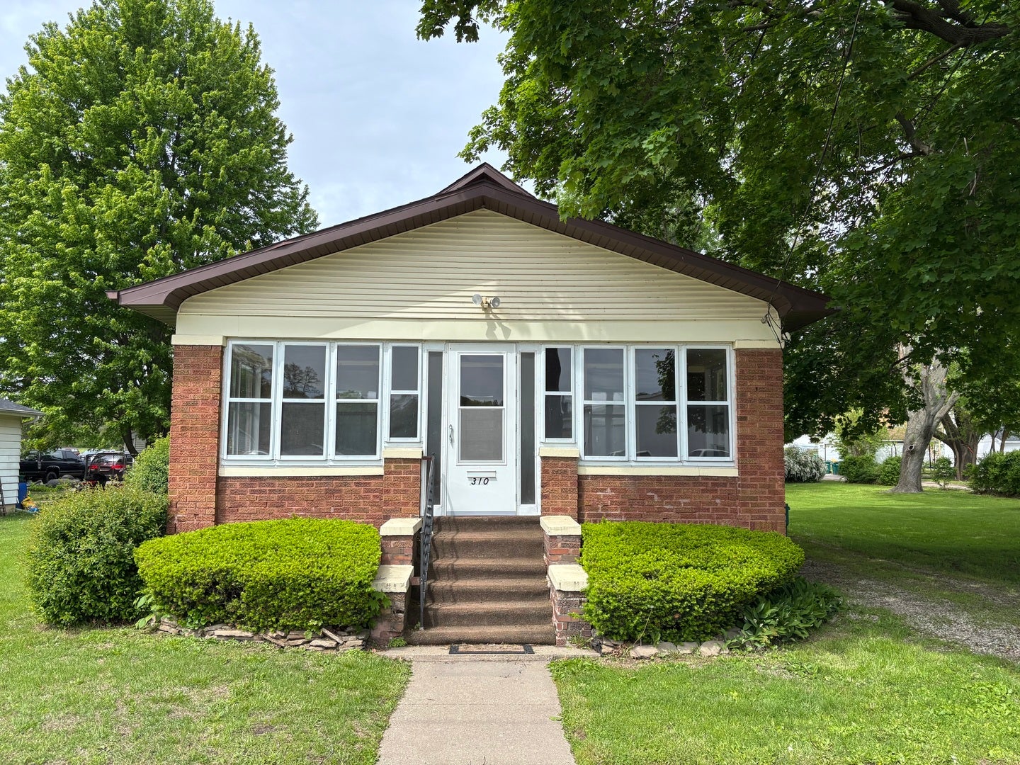 310 S Murdock Street — photo