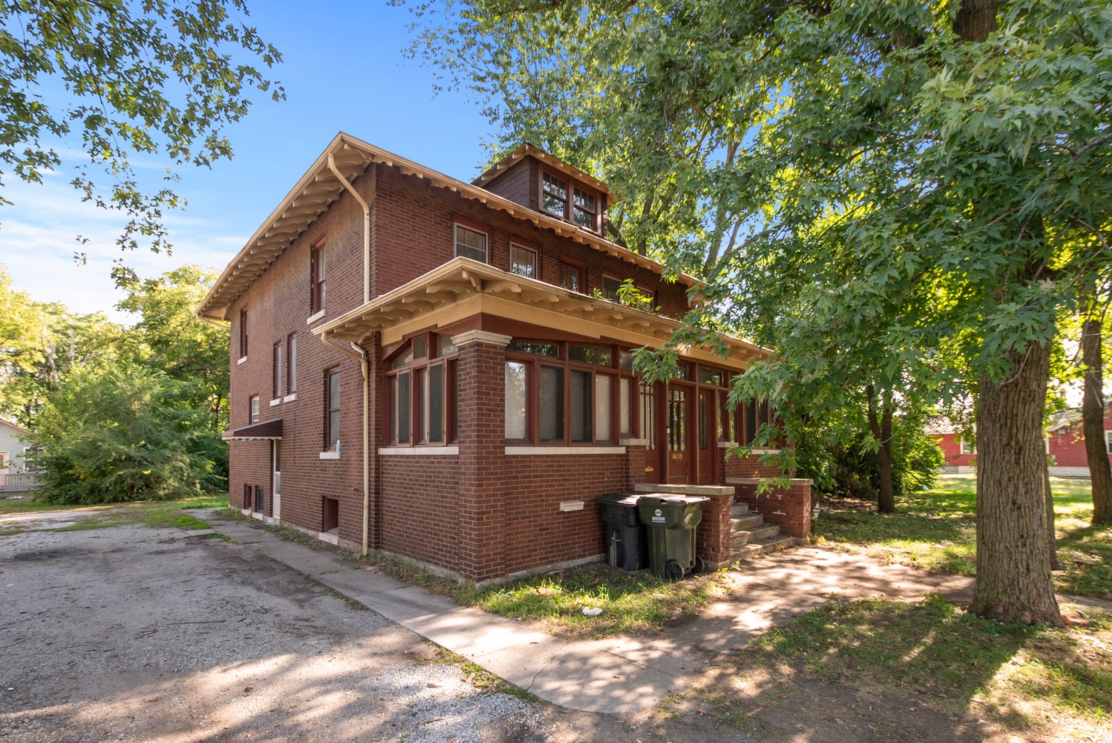 14119 Lincoln Avenue — photo