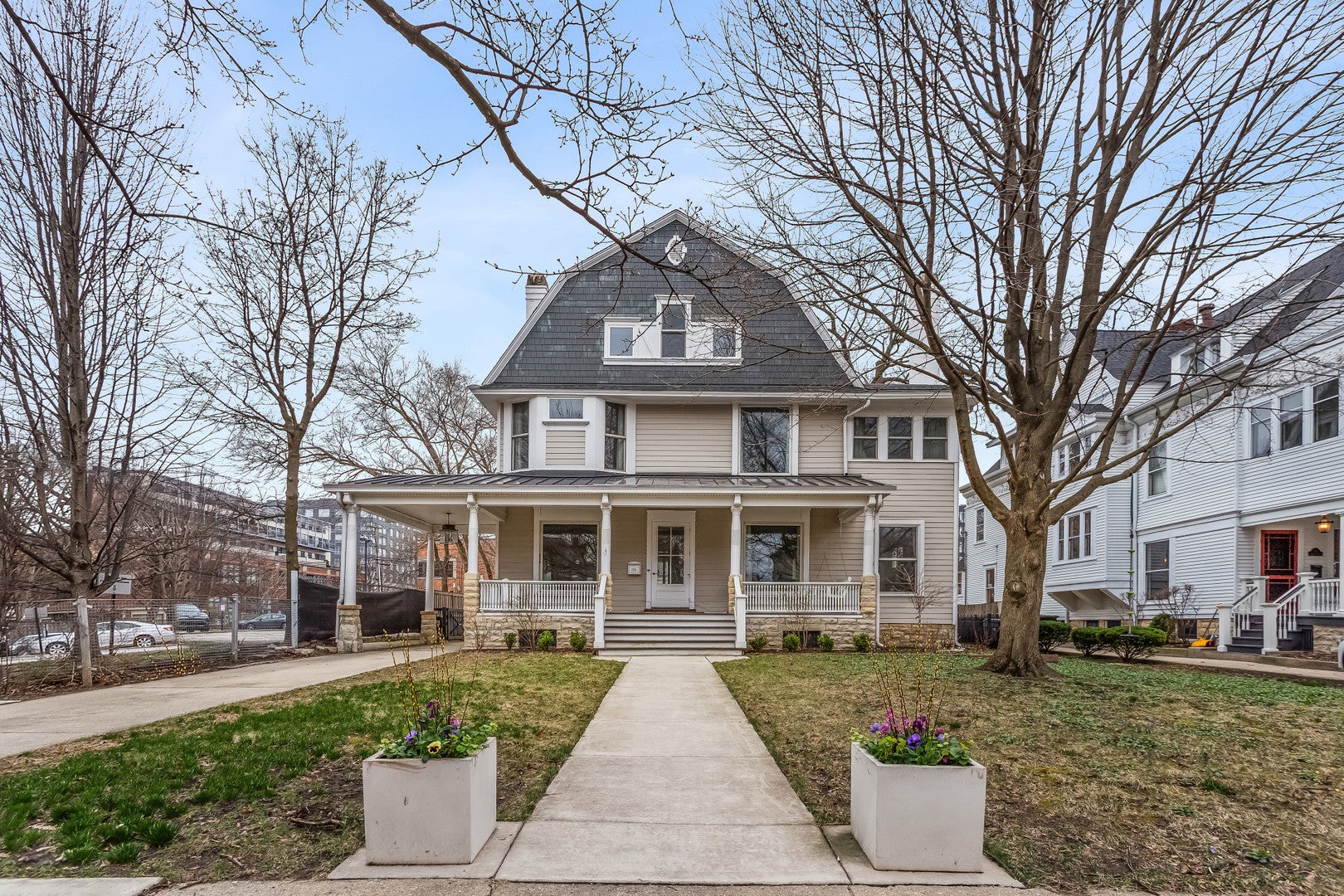 1735 Asbury Avenue — photo