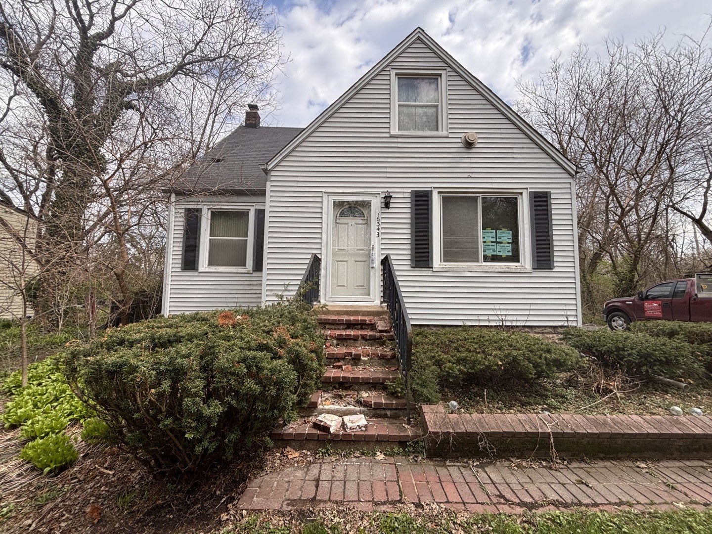 16343 Central Park Avenue — photo