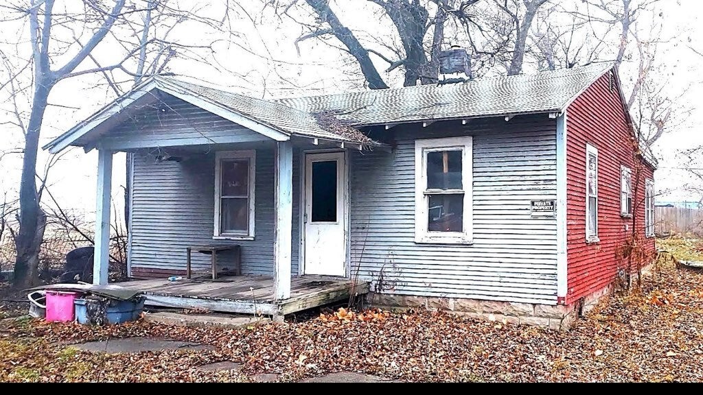 2280 E Hickory Street — photo