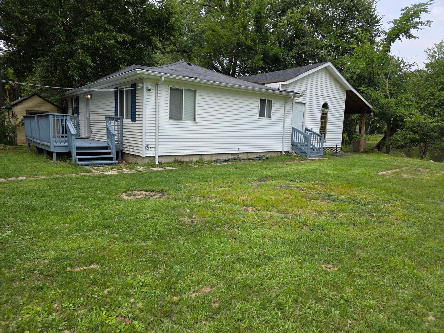 2709 N River Isle Road — photo