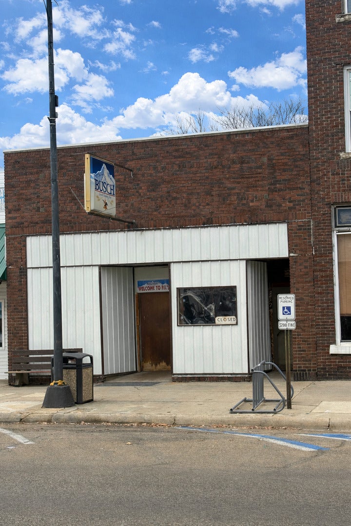 374 S Main Street — photo
