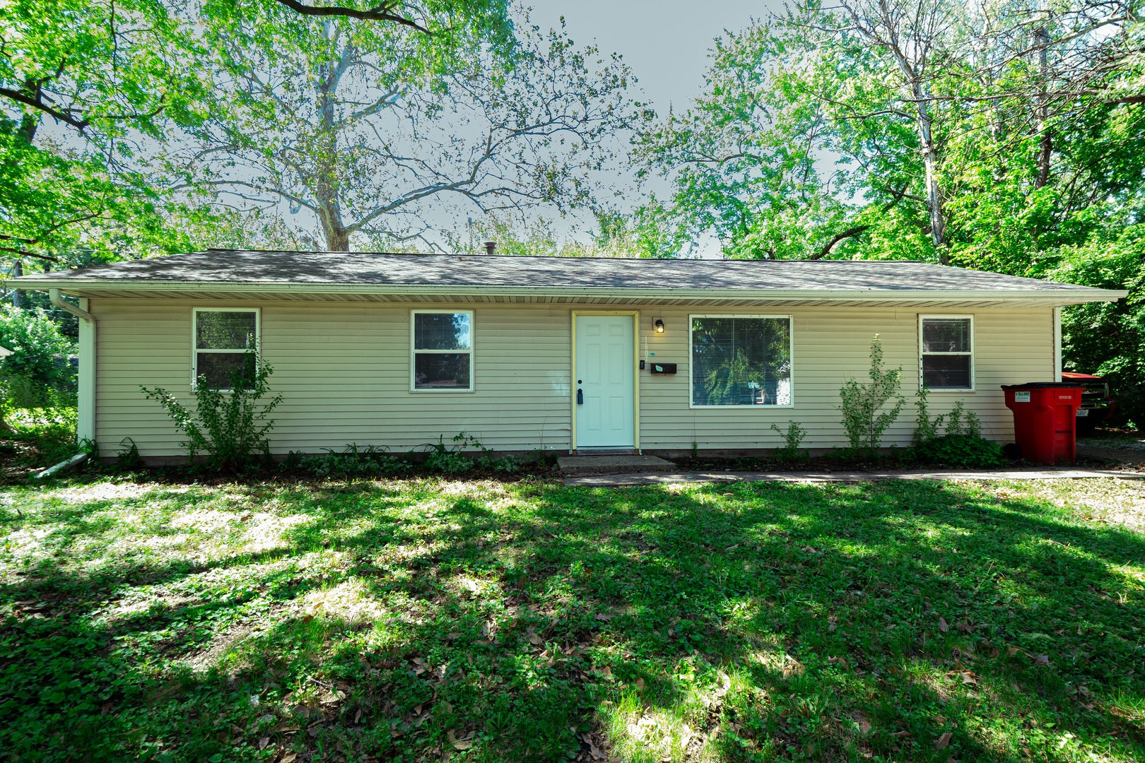 1607 Williamsburg Drive — photo