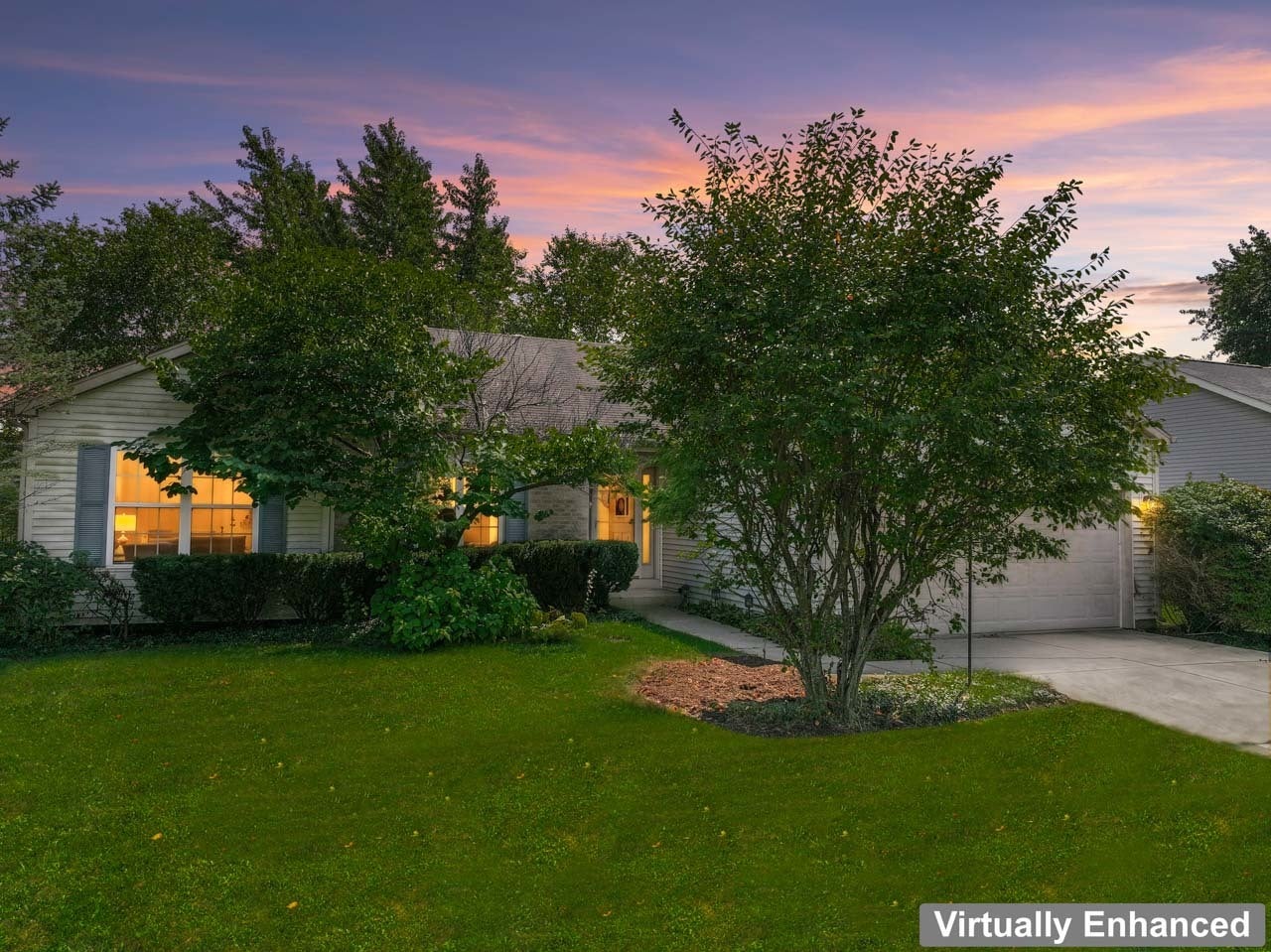 Home in McHenry, IL 60050 — photo 2